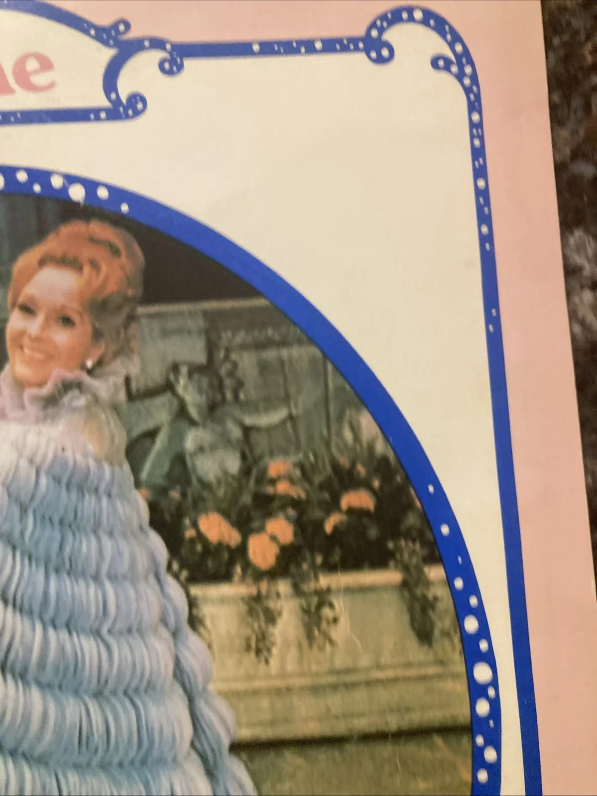 Debbie Reynolds — 1973 DEBBIE REYNOLDS autographed "Irene" Souvenir Album musical, image 4