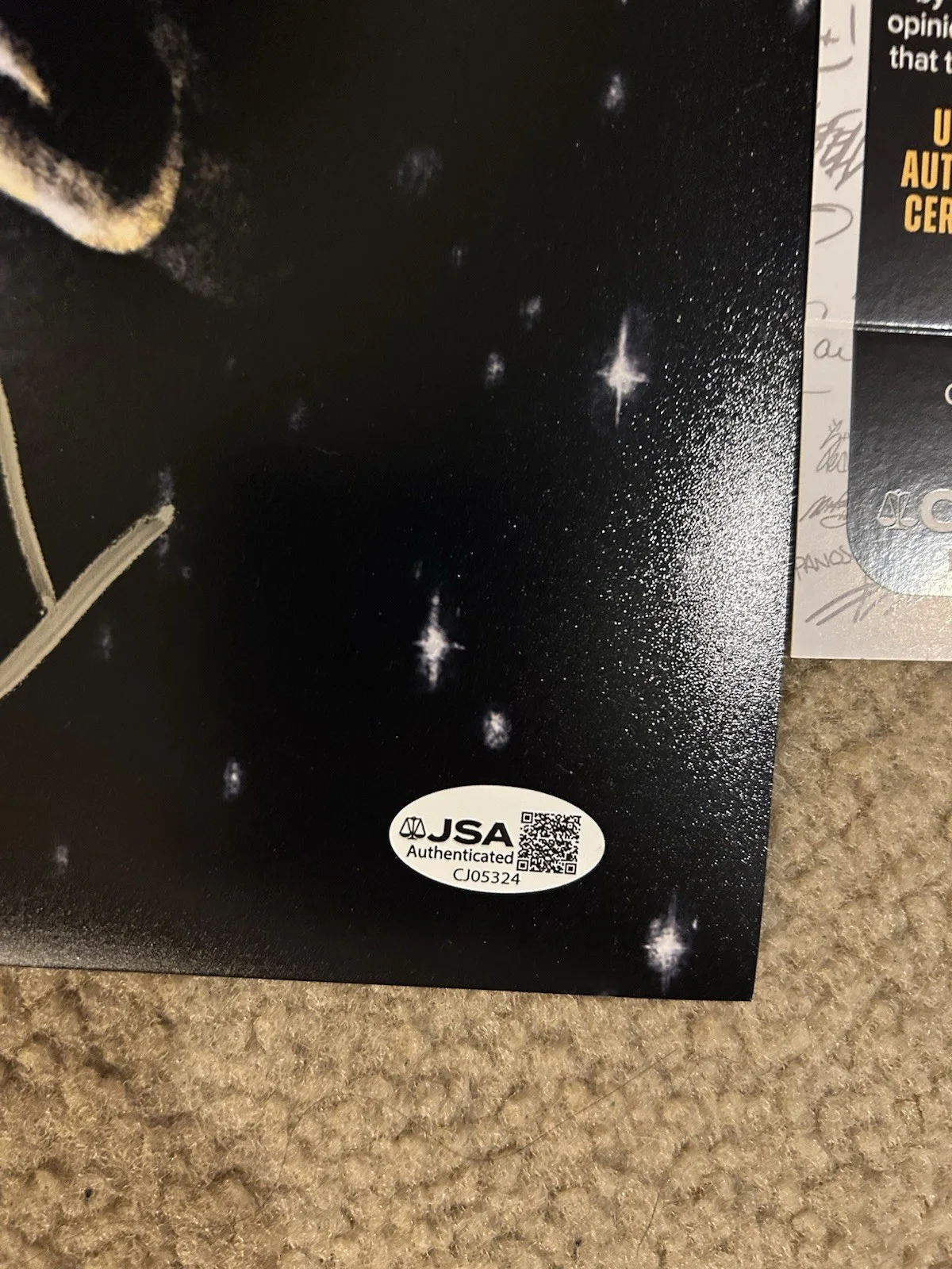 LIL DARKIE RAP SIGNED AUTOGRAPH THE FUTURE IS DARK 12x12 ALBUM COVER PHOTO JSA, изображение 2
