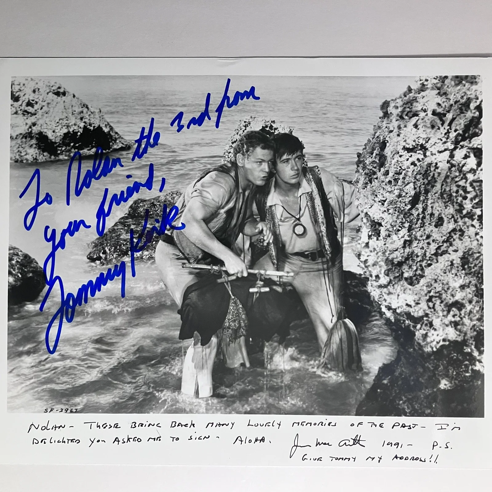 Tommy Kirk, James MacArthur — DISNEY Signed 8x10 / TOMMY KIRK & James MacArthur / SWISS FAMILY ROBINSON (1960), изображение 2