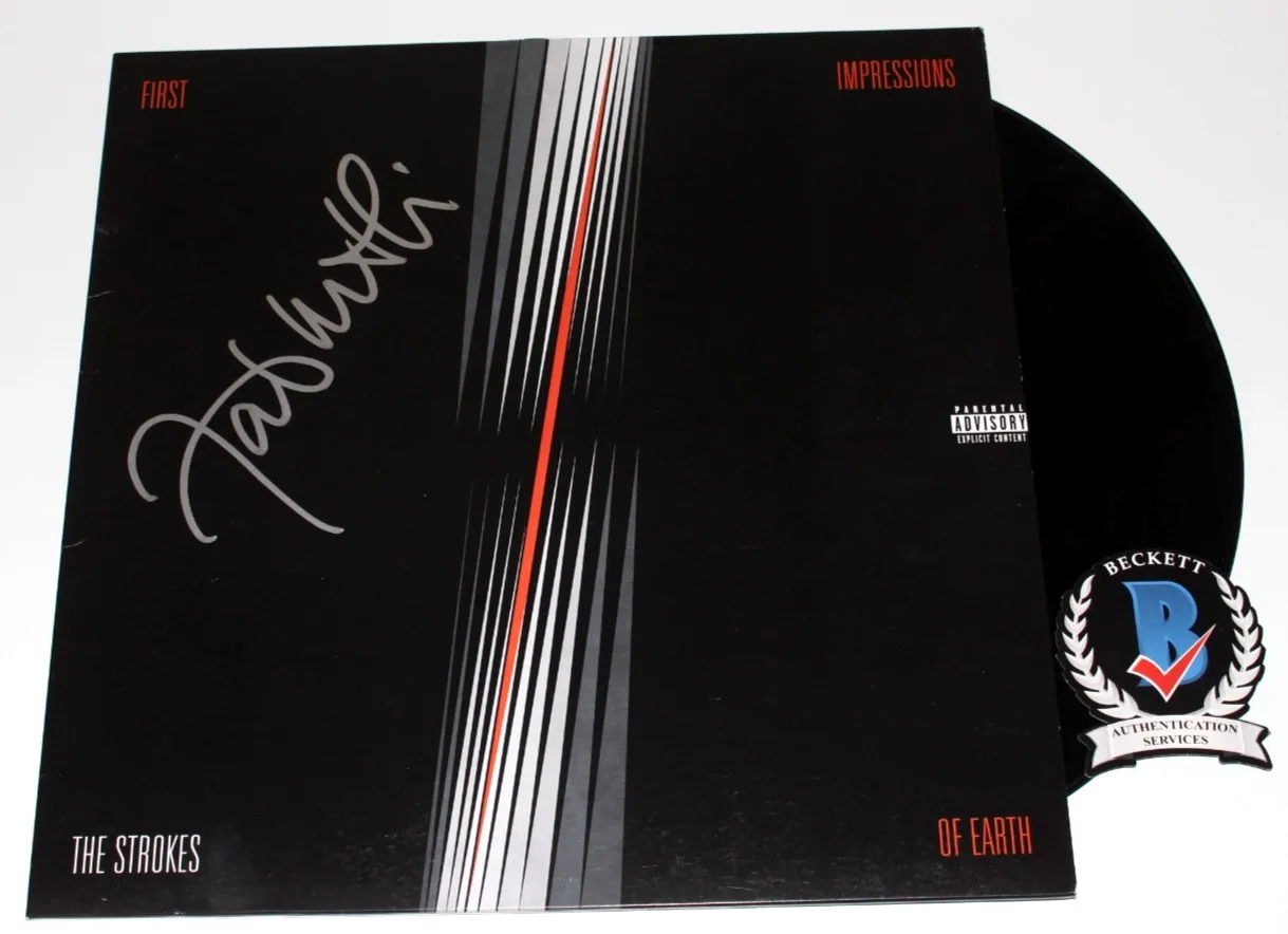 FABRIZIO MORETTI SIGNED THE STROKES FIRST IMPRESSIONS VINYL RECORD BECKETT COA, image 2