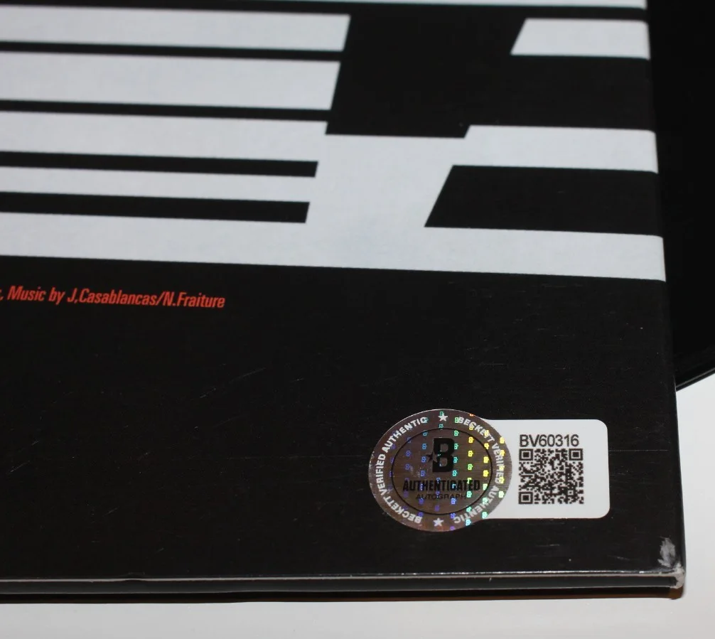FABRIZIO MORETTI SIGNED THE STROKES FIRST IMPRESSIONS VINYL RECORD BECKETT COA, image 3