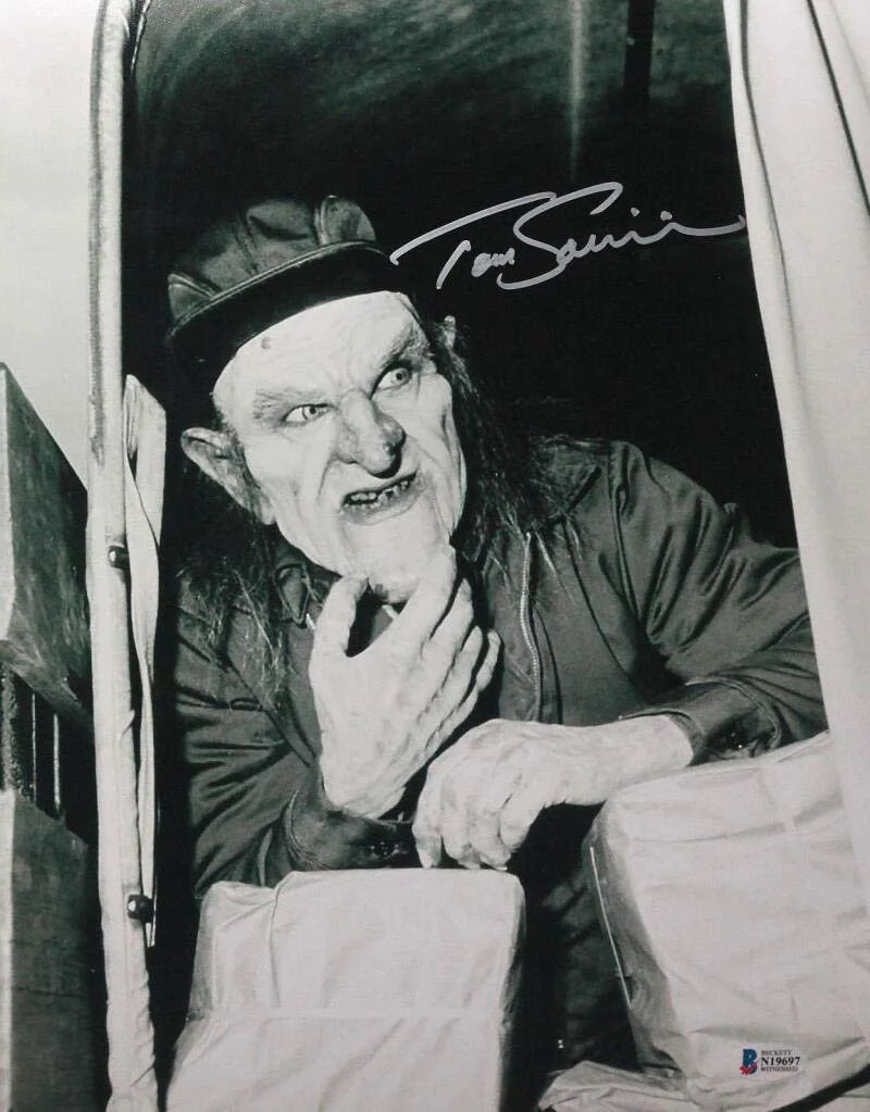 Tom Savini — Tom Savini Autographed 11x14 The Creep B&W Photo - Beckett W Auth *Silver, image 4