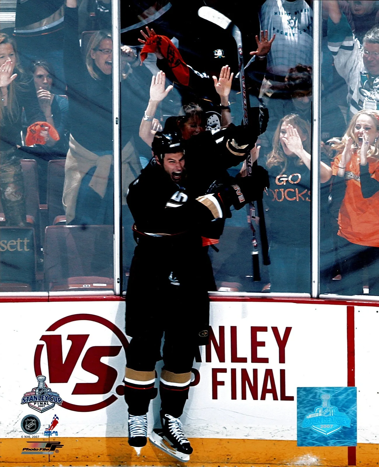 Ryan Getzlaf 2 Photos Anaheim Ducks Official Licensed Product, 2007 Stanley Cup, image 2
