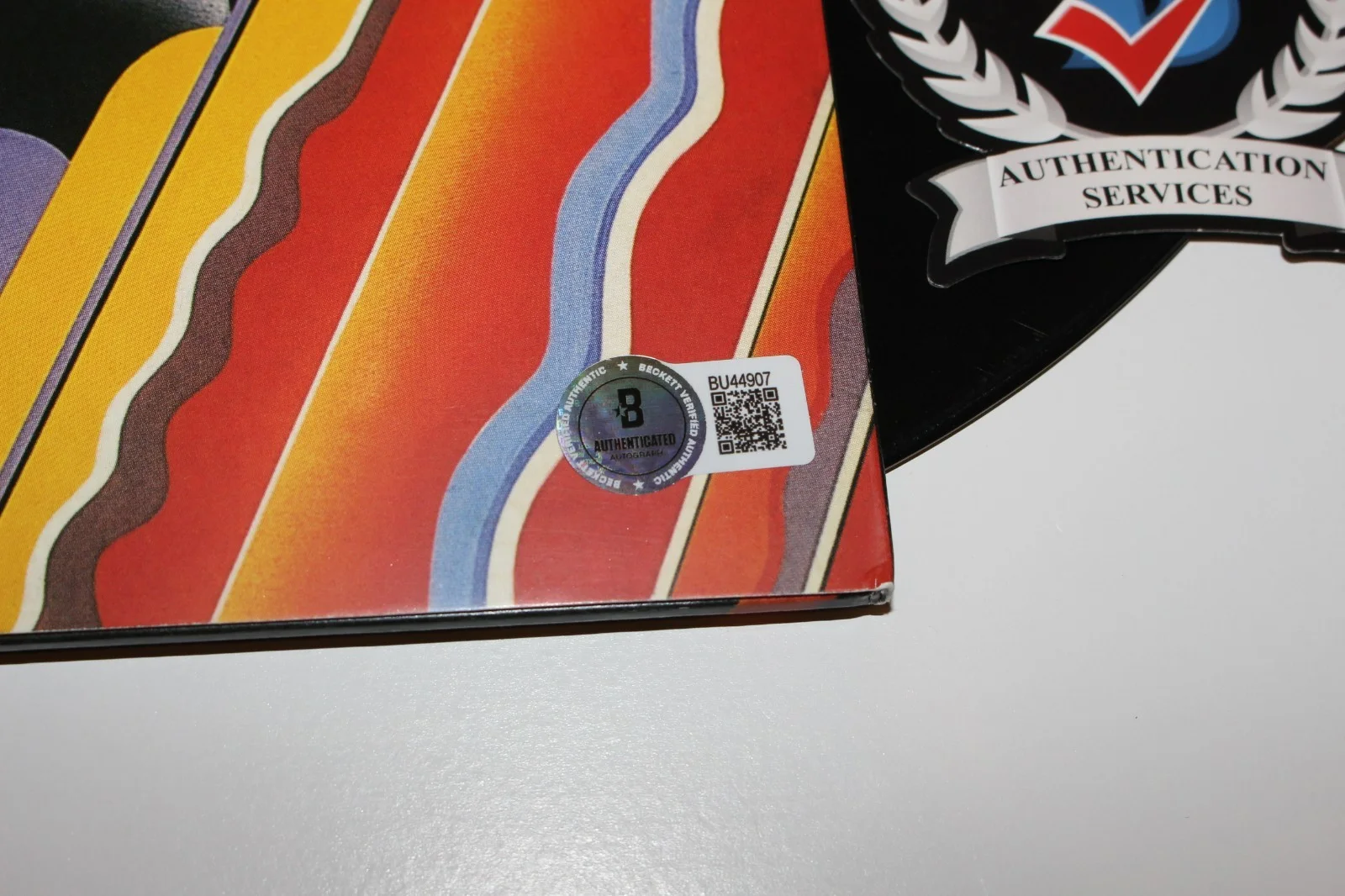 ROB HALFORD SIGNED JUDAS PRIEST DEFENDERS OF THE FAITH ALBUM VINYL BECKETT COA, изображение 2