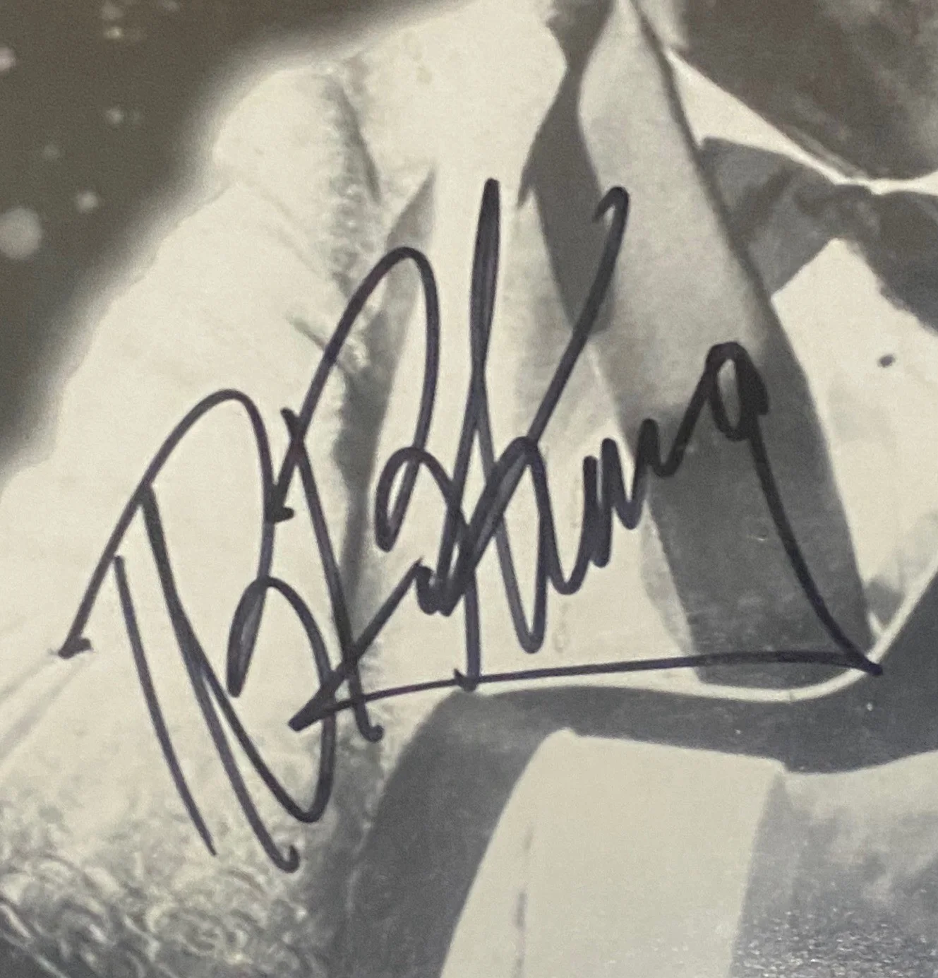 B.B. King Signed & Framed 11x14 Concert Poster (PSA/DNA Authenticated), image 2