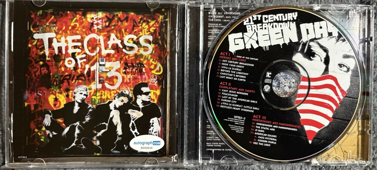 Green Day Autographed 21st Century Breakdown CD Booklet With CD, image 3