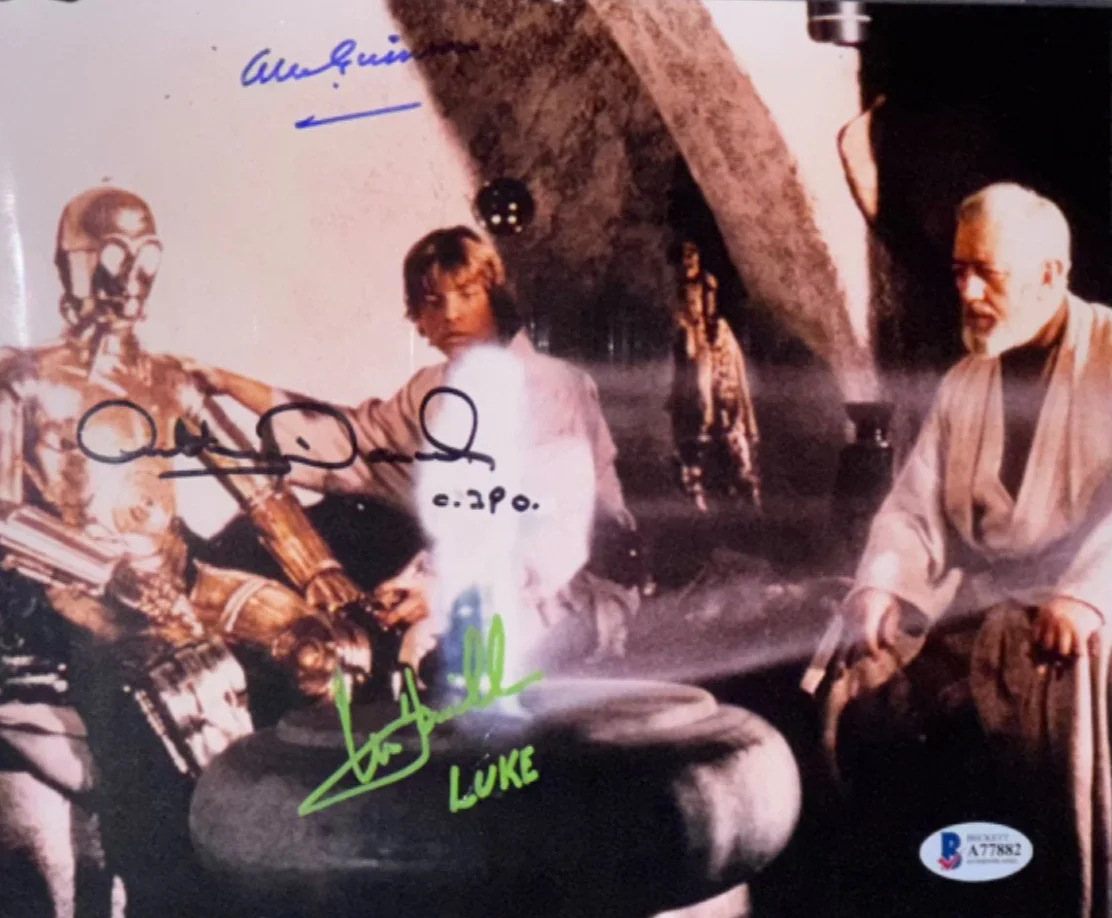Alec Guinness, Mark Hamill, Anthony Daniels — Signed Alec Guinness & Mark Hamill STAR WARS Cast Photo Help Me OBI-WAN Auto PSA, изображение 2
