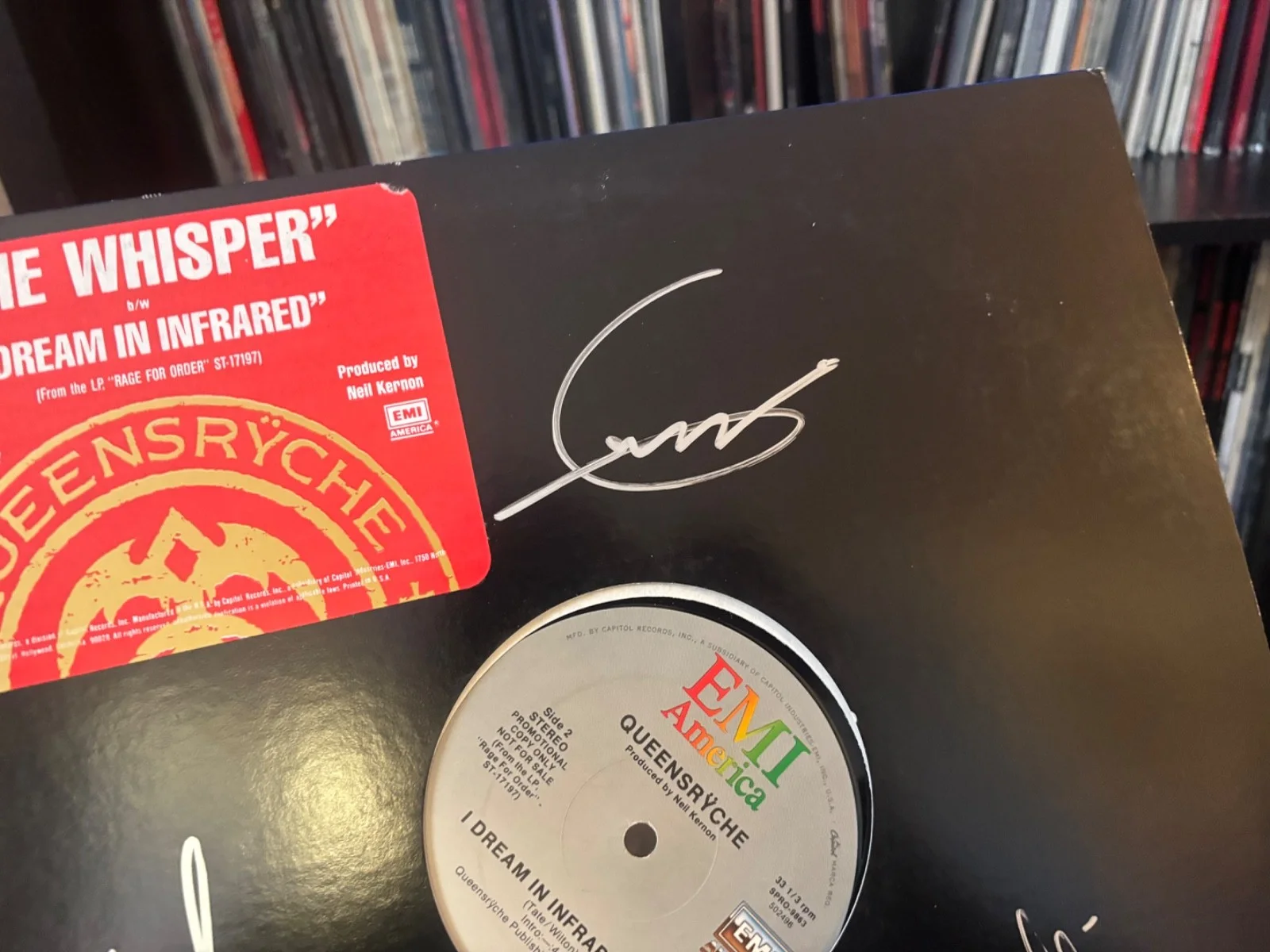 QUEENSYRCHE SIGNED AUTOGRAPHED LP VINYL WHISPER X3 GEOFF TATE MIKE WHIP EDDIE, изображение 4
