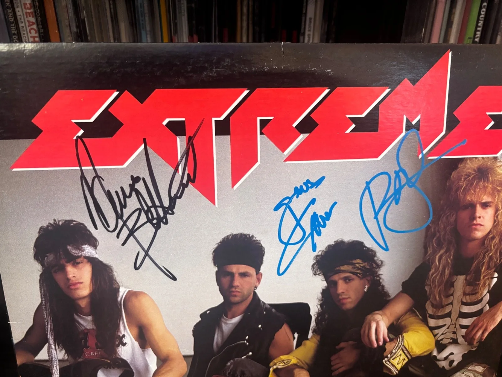 EXTREME SIGNED AUTOGRAPHED LP VINYL SELF TITLED RARE X4 NUNO PAT GARY IN PERSON, изображение 2