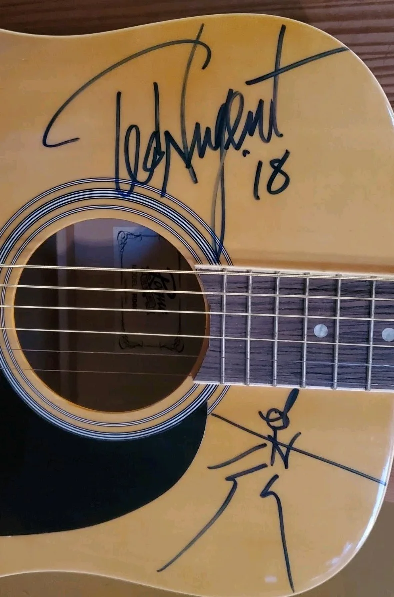 NICE Rogue Acoustic Ted Nugent Autographed Guitar JSA COA Hard Rock Pop Music, изображение 2