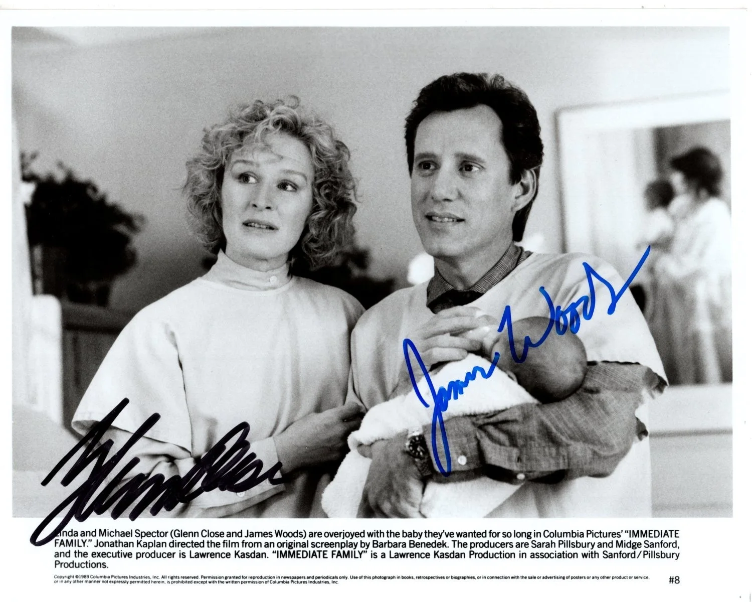 Glenn Close and James Woods — GLENN CLOSE and JAMES WOODS signed autographed 8x10 IMMEDIATE FAMILY press photo