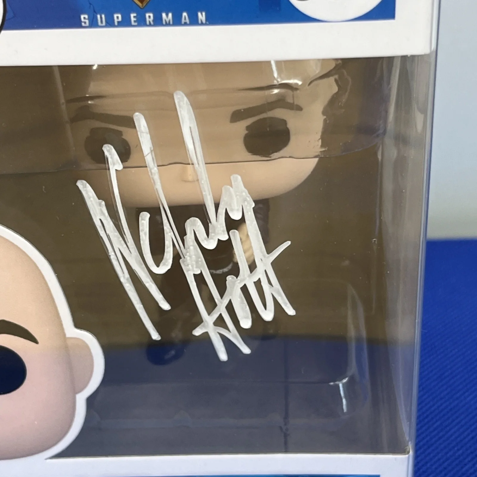 Nicholas Hoult — Nicholas Hoult Signed Funko Pop Lex Luthor #564 Autographed COA Hologram, image 2