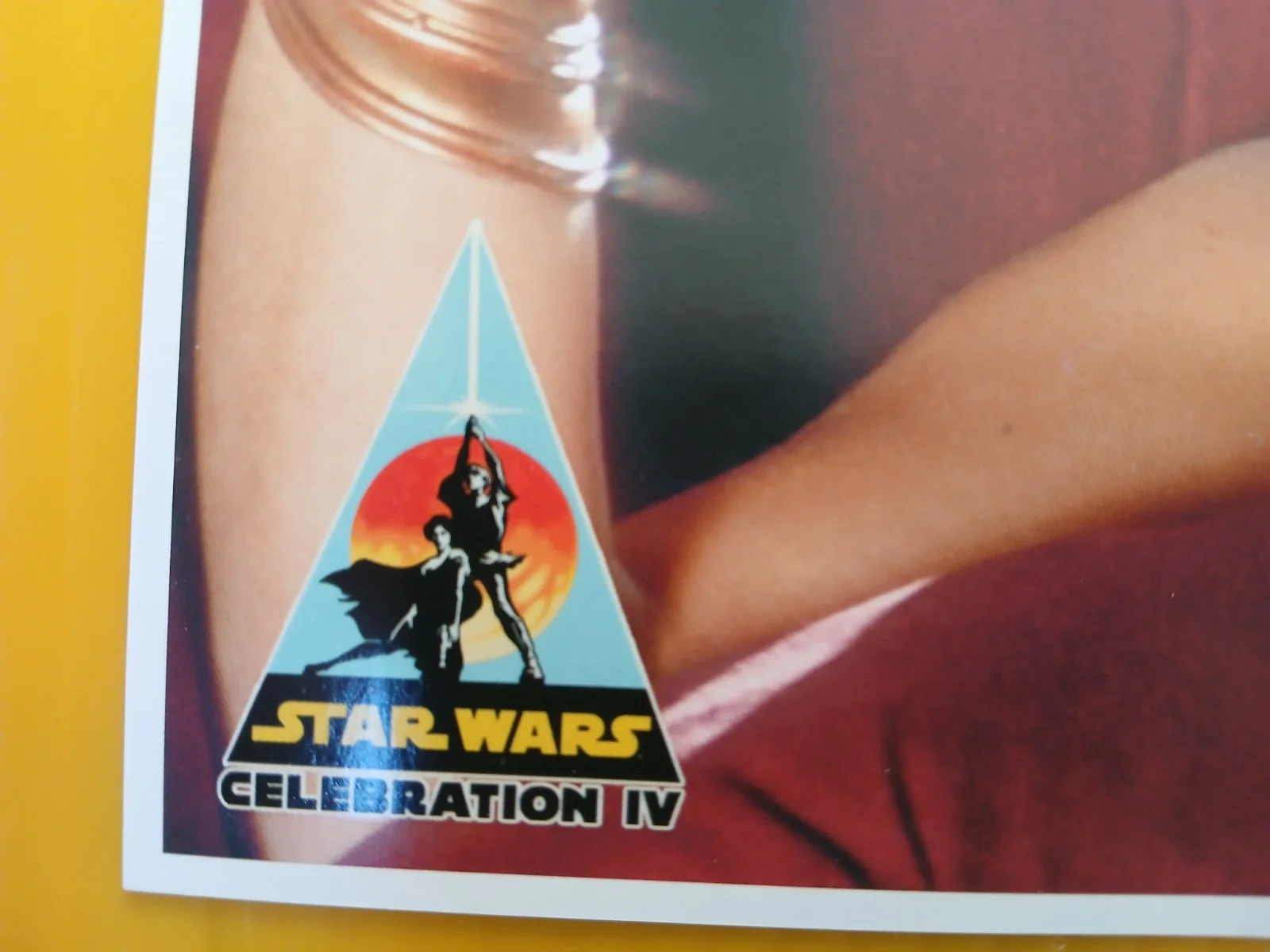 Carrie Fisher — STAR WARS Carrie Fisher Signed Autograph Photo Princess Leia Slave Official Pix., изображение 4
