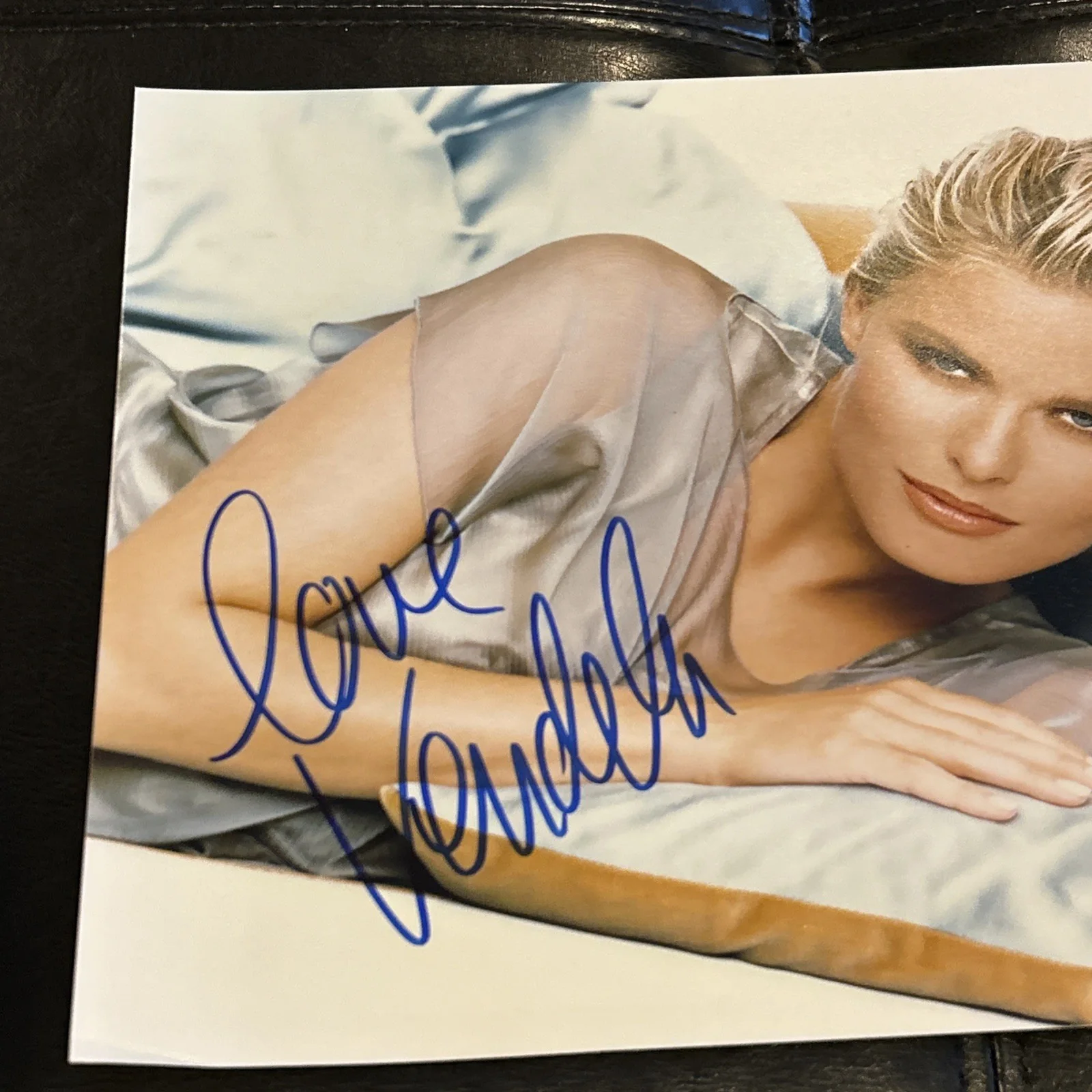 Vendela Kirsebom Thomessen Signed Autographed 8x10 Photo With JSA COA s755, изображение 2