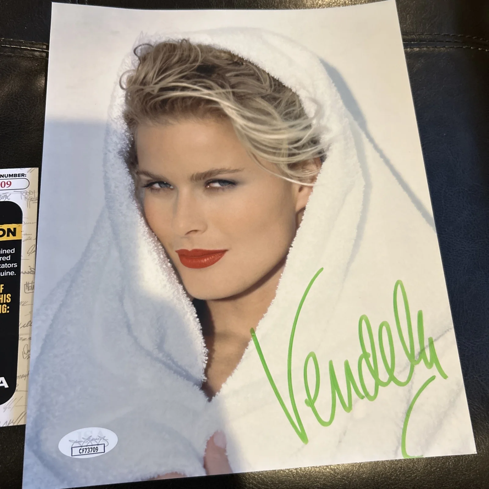 Vendela Kirsebom Thomessen Signed Autographed 8x10 Photo With JSA COA s756, изображение 2