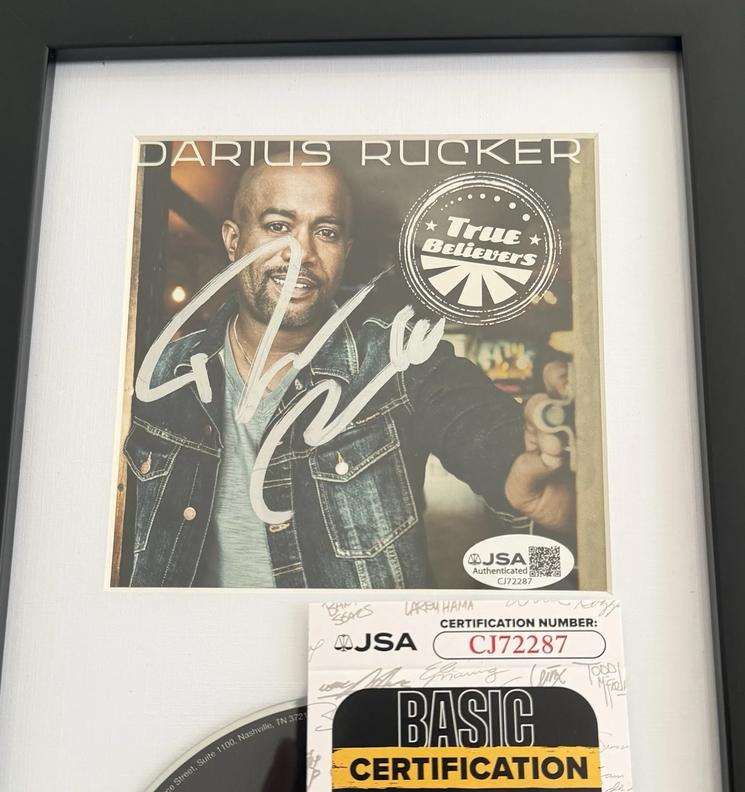 DARIUS RUCKER SIGNED TRUE BELIEVERS CD FRAMED WAGON WHEEL HOOTIE w/JSA COA!, image 2