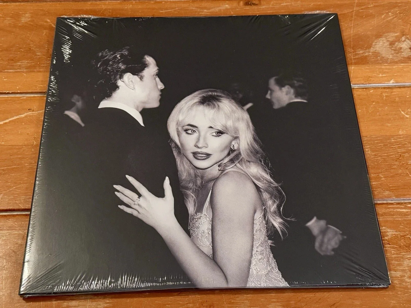 SIGNED! Sabrina Carpenter D2C ALT COVER Man’s Best Friend Vinyl - In Hand, изображение 3