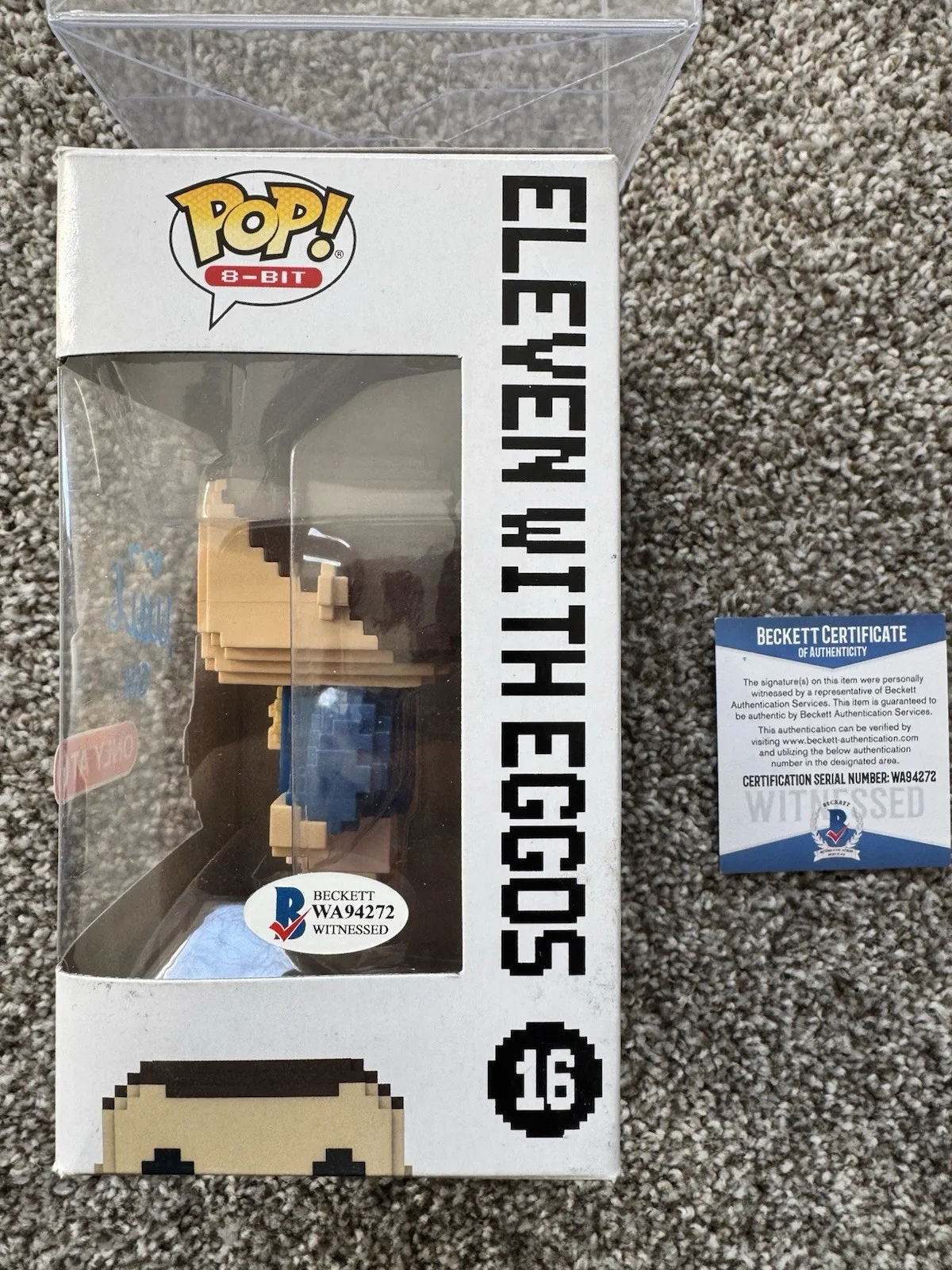 millie bobby brown — Millie Bobby Brown Stranger Things Eleven Autographed Signed Funko Pop BAS COA, изображение 2