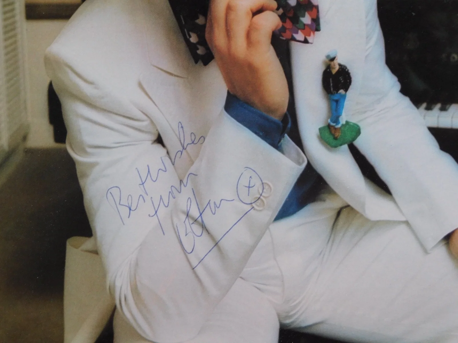 Elton John Signed Auto Inscribed Framed Album Greatest Hits Rocket Man BAS LOA, image 2