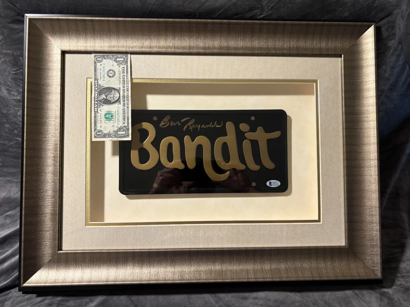 Burt Reynolds — Burt Reynolds Authenticated Signed Smokey And The Bandit License Plate, image 5
