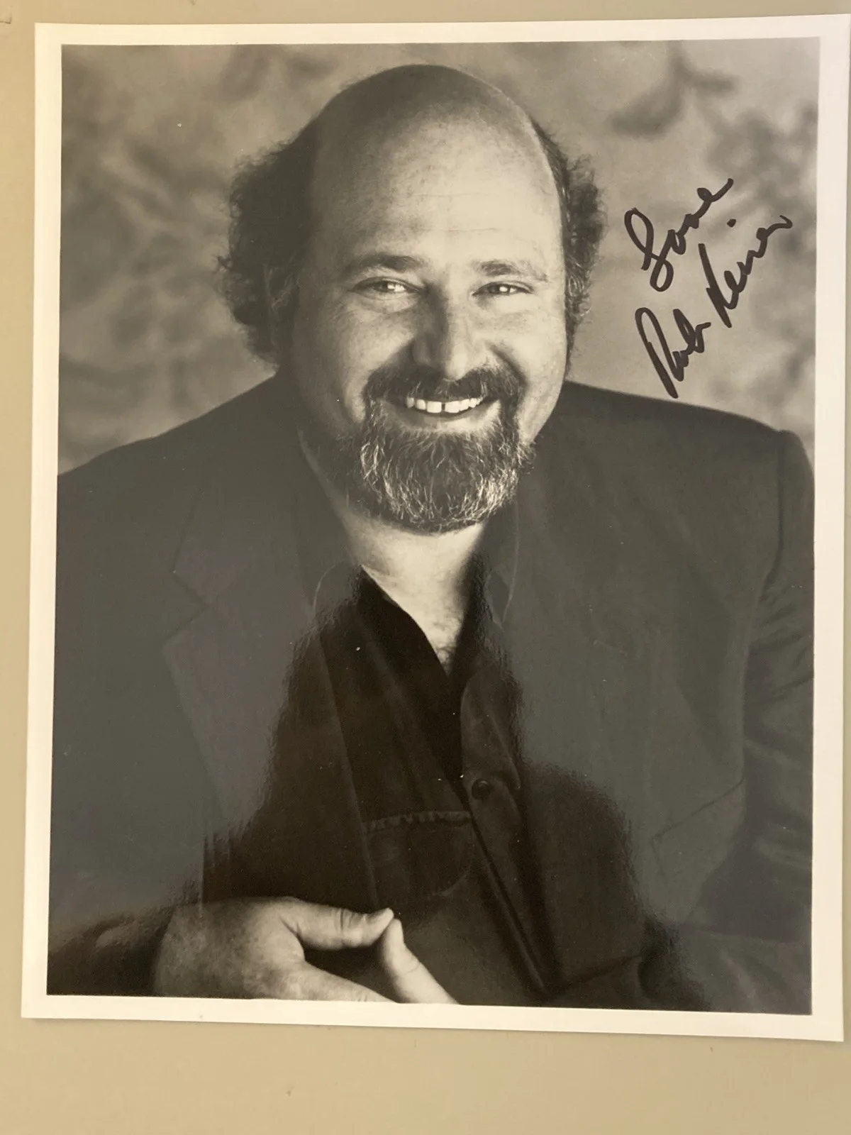 Rob Reiner 1947-2025 aka Meathead signed 8x10 Glossy rare shot when young W/COA, image 2