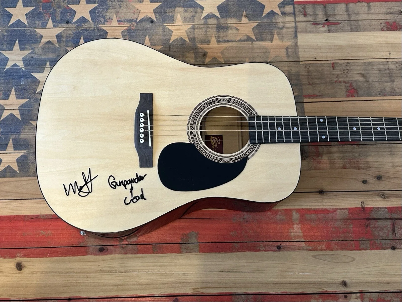 RARE MIRANDA LAMBERT SIGNED FULL SIZE GUITAR W/ INSCRIPTION “GUNPOWDER & LEAD”, image 4