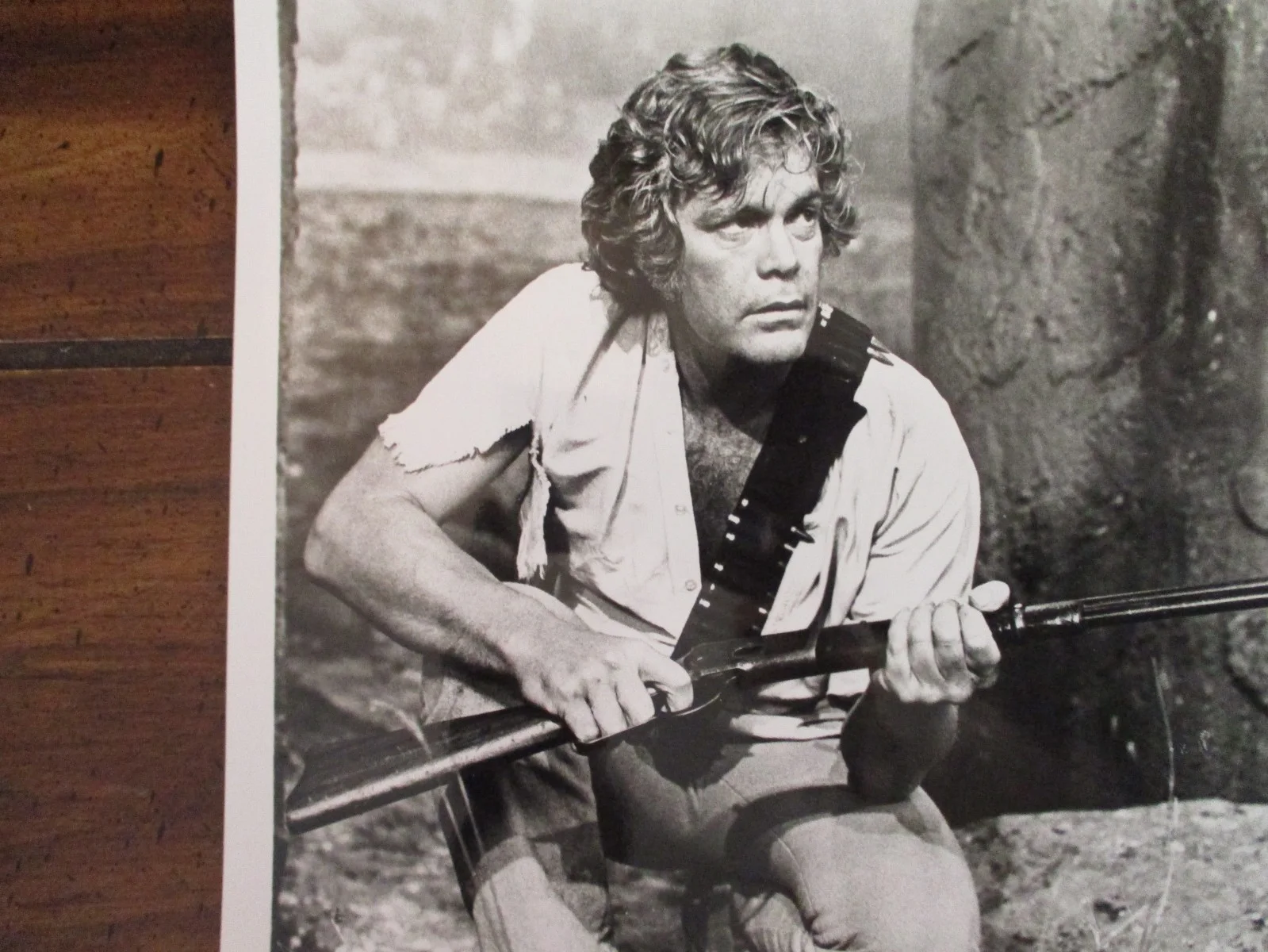 Doug McClure("WARLORDS OF ATLANTIS")1978 8 x 10 Glossy Black & White Press Photo, изображение 2