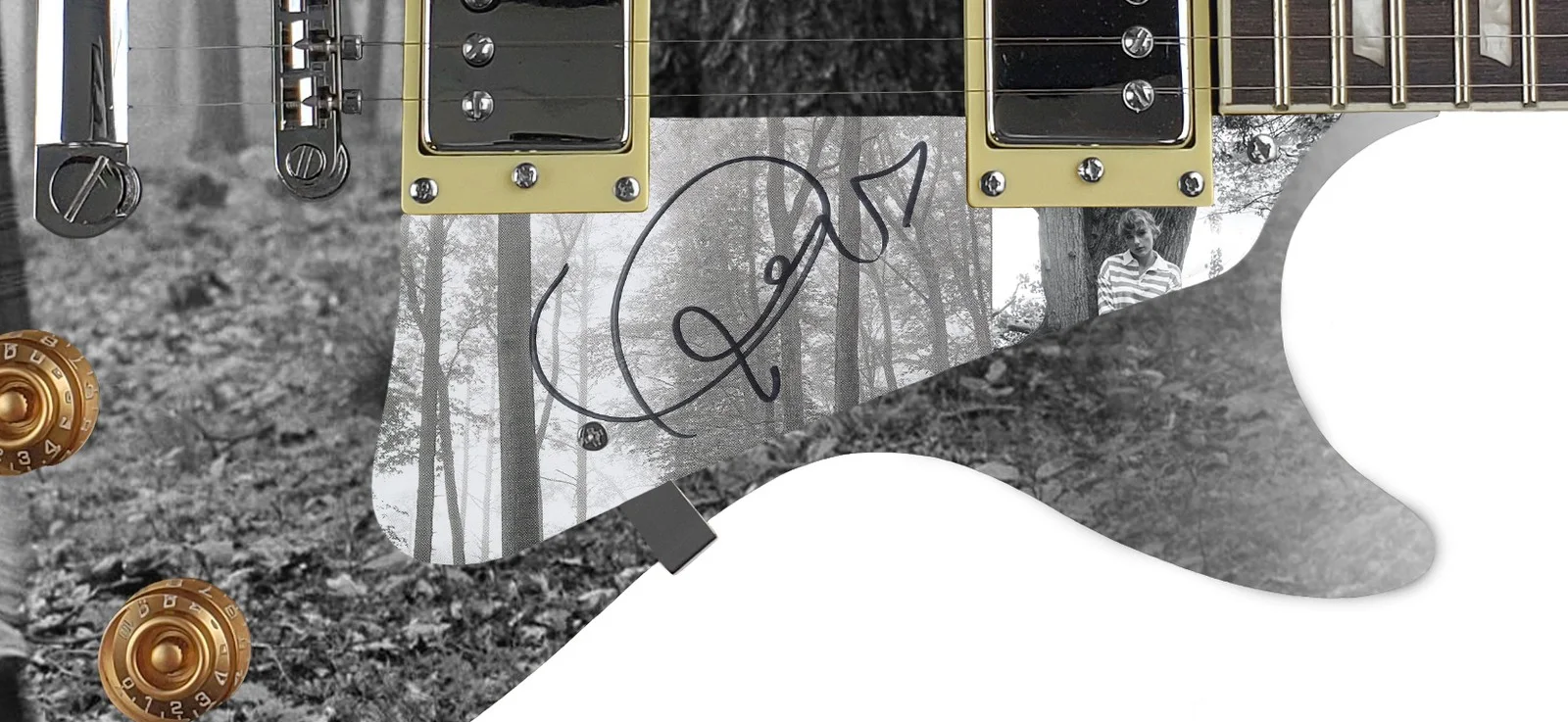 Taylor Swift — Taylor Swift Autographed Signed Electric LP Photo Folklore Guitar ACOA, image 2