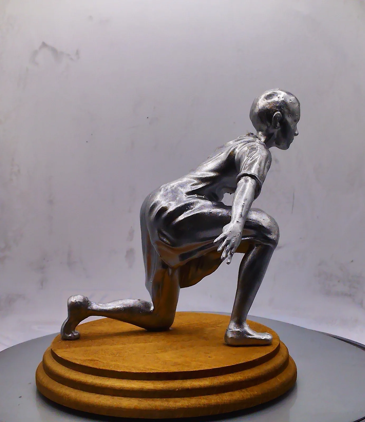 Eleven 'Stranger Things' Statue - Metallic Silver Finish By Cave Craft, image 4