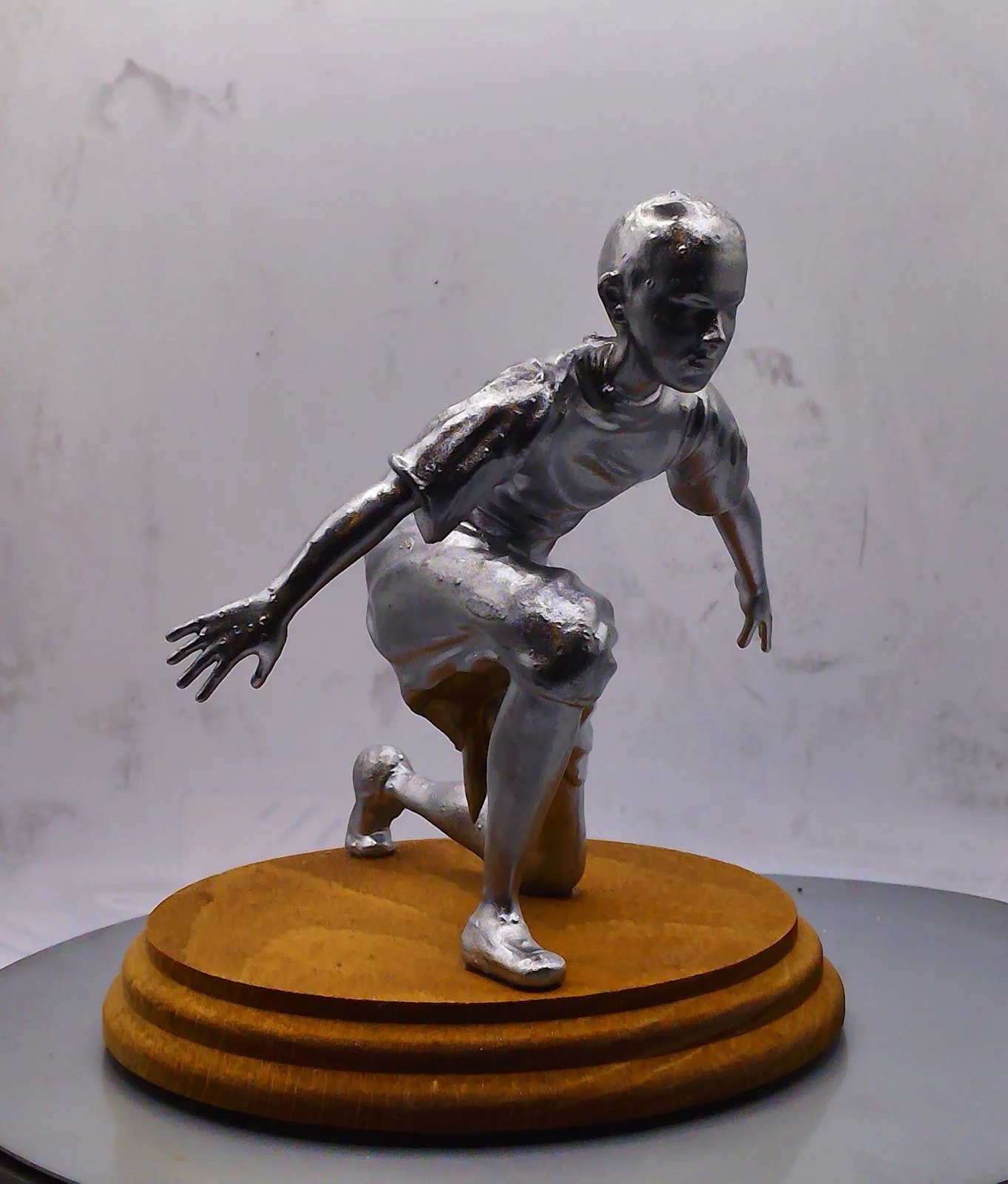 Eleven 'Stranger Things' Statue - Metallic Silver Finish By Cave Craft, image 5