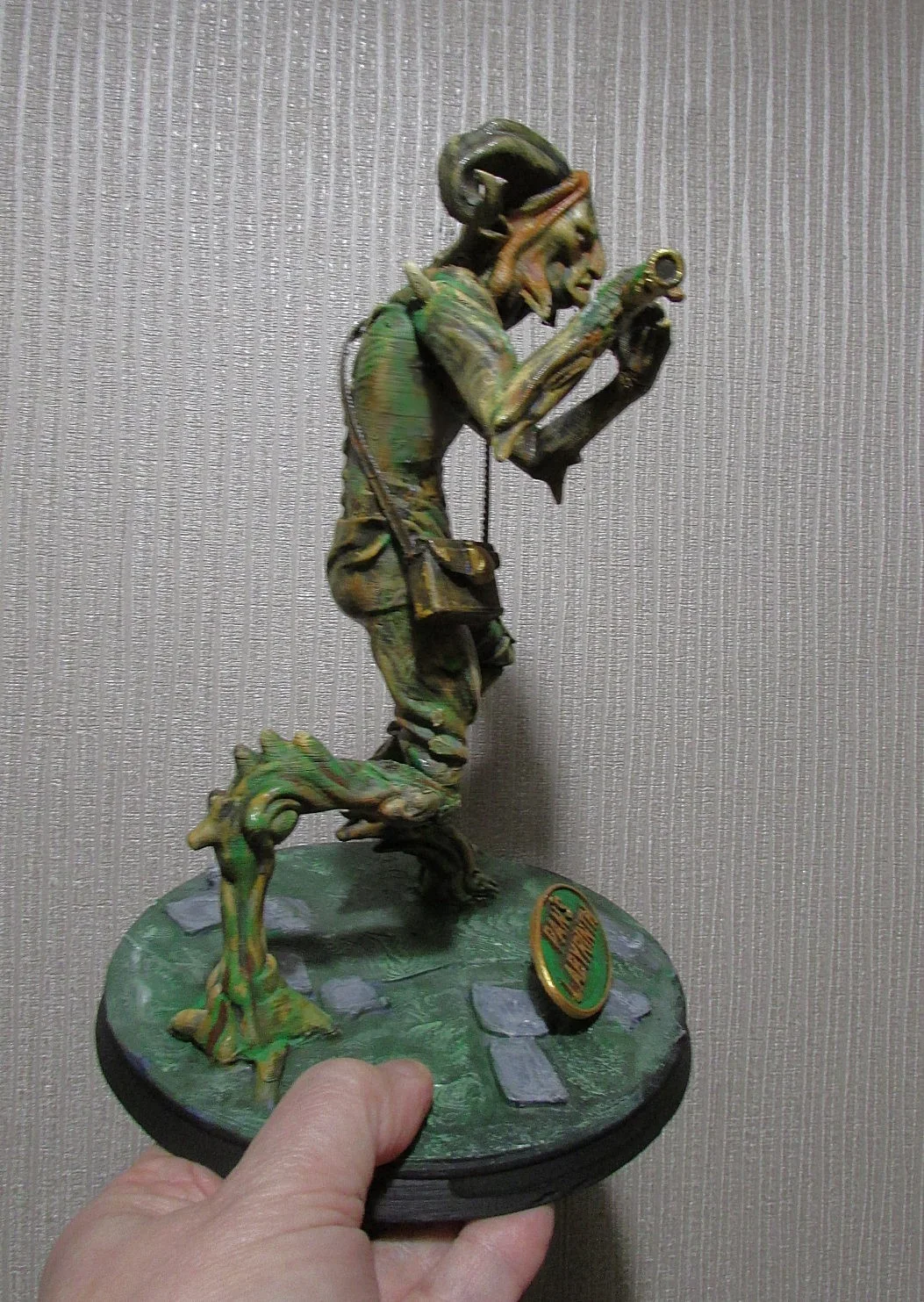 GUILLERMO DELTORO'S PAN'S LABYRINTH FAWN 1/7 SCULPTURE PAINTED AND FINISHED, image 2