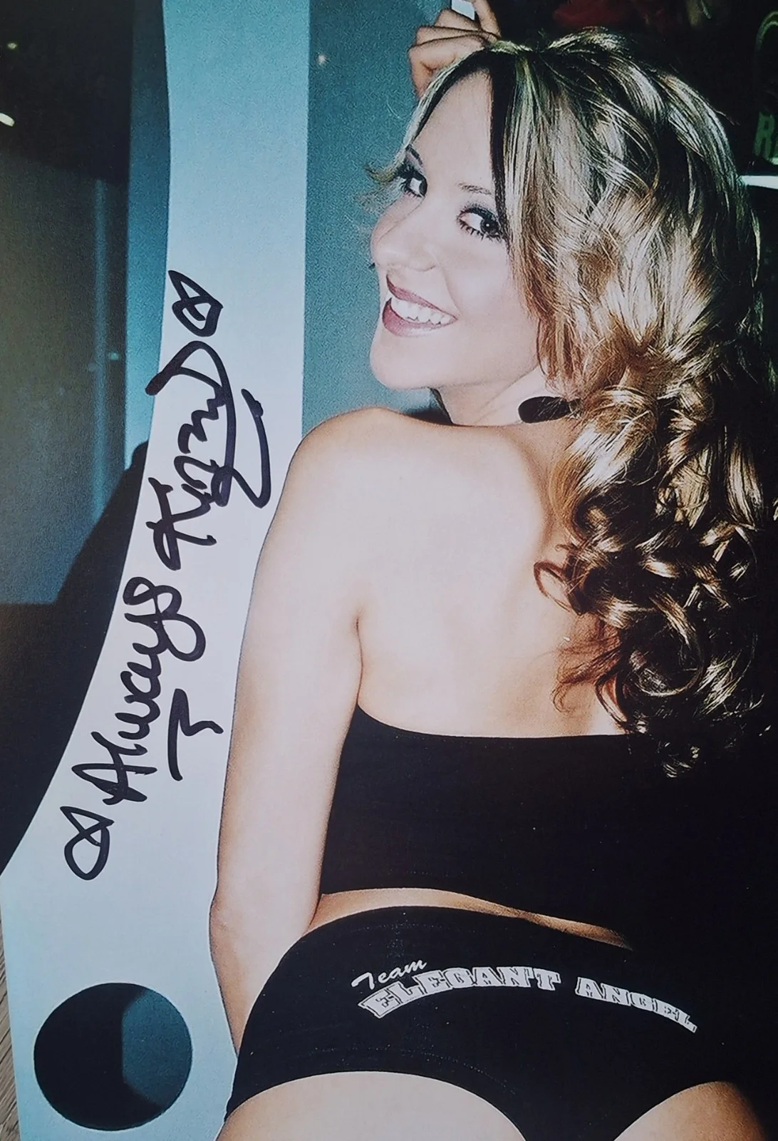 Kinzie Kenner Signed 8x12" Original PHOTO #1 - Hot GND, изображение 2