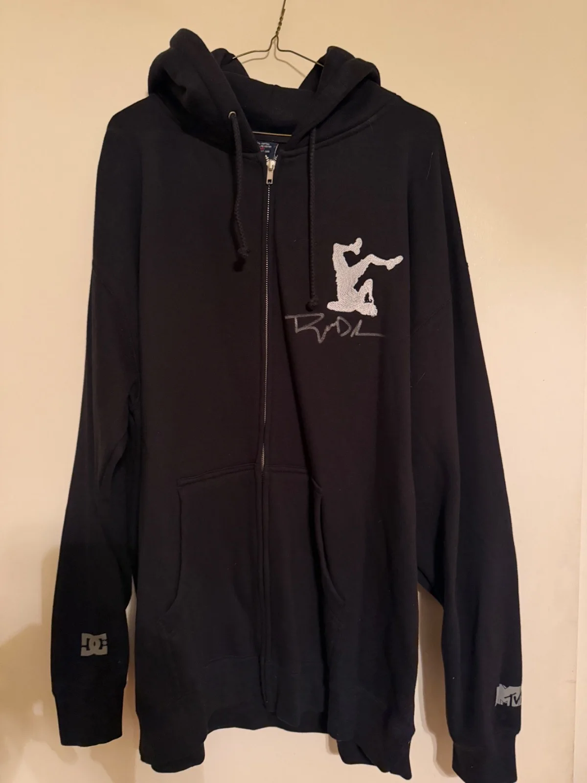 Rob Dyrdek — Rob Dyrdek signed DC MTV show Ridiculousness DC Hoodie skateboard New XL, изображение 2