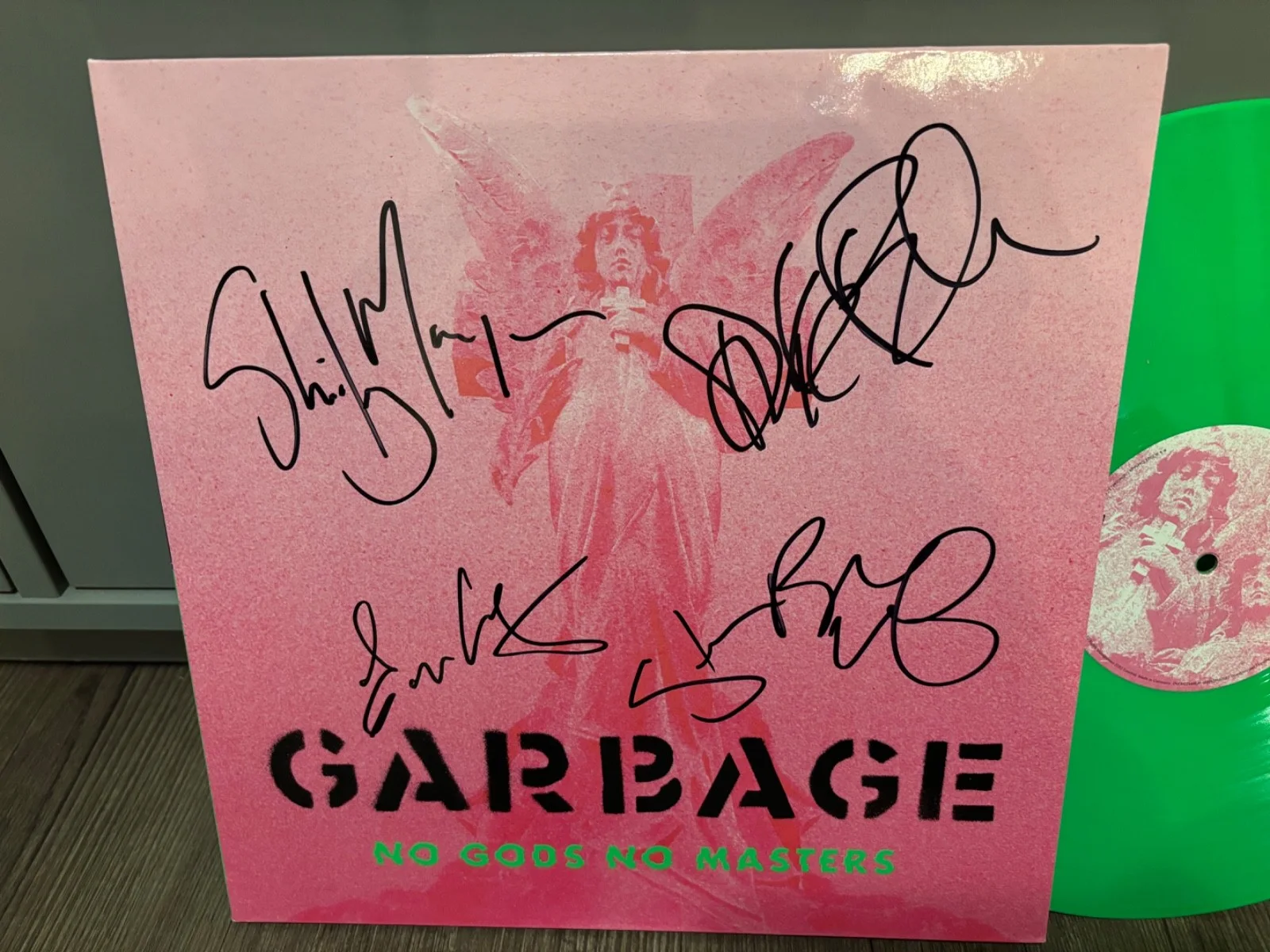 GARBAGE SIGNED AUTOGRAPHED GREEN LP VINYL NO GODS NO MASTERS X4 SHIRLEY MANSON, изображение 2