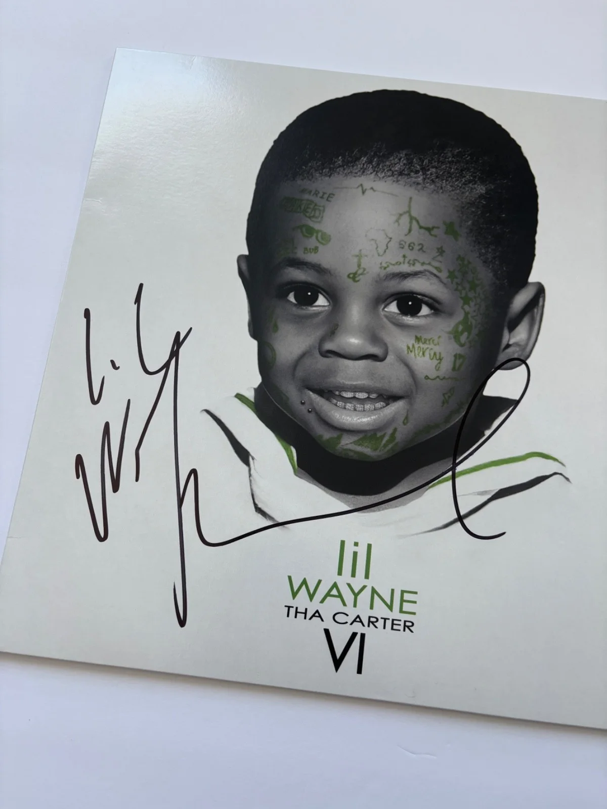 LIL WAYNE SIGNED THA CARTER VI 6 VINYL ALBUM WEEZY RAP GREEN EXCLUSIVE II 3 BAS, изображение 2