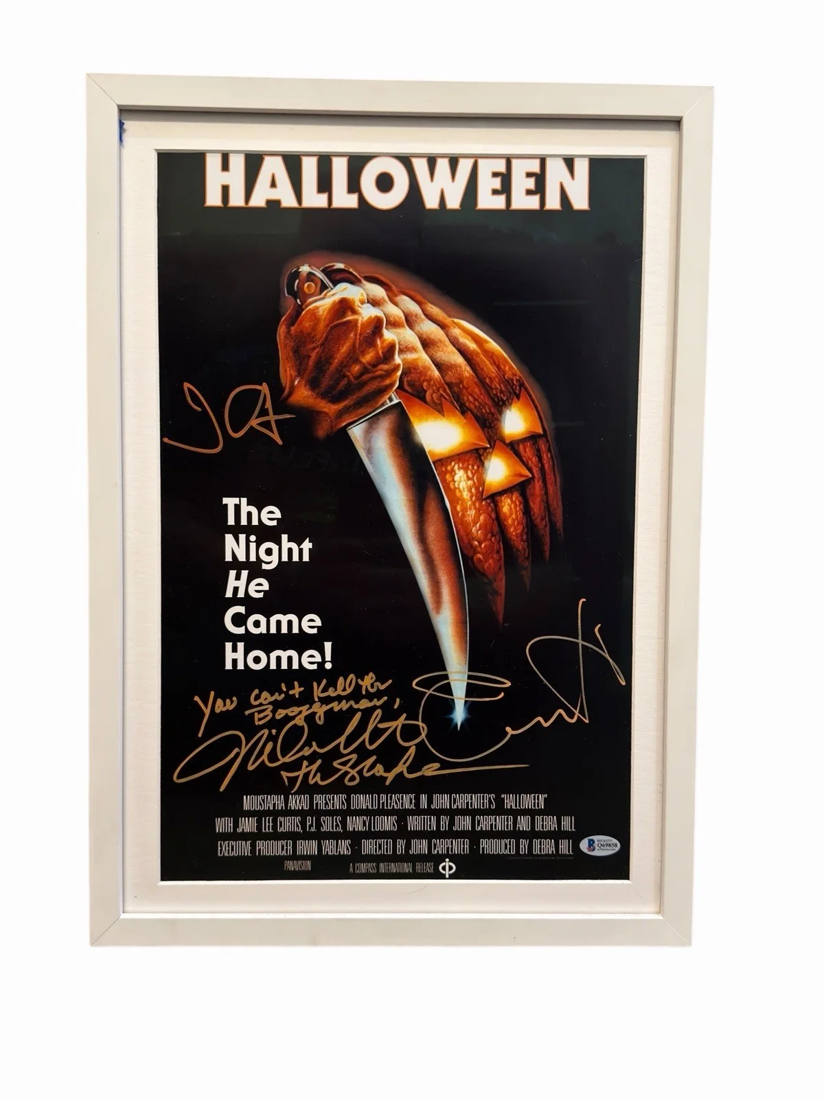 JAMIE LEE CURTIS — JOHN CARPENTER JAMIE LEE CURTIS NICK CASTLE SIGNED HALLOWEEN 12X18 PHOTO BAS LOA