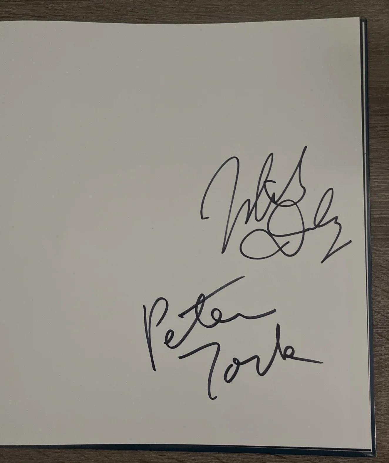 The Monkees Good Times 50th Anniversary Book Signed Micky Dolenz Peter Tork 2016, изображение 2