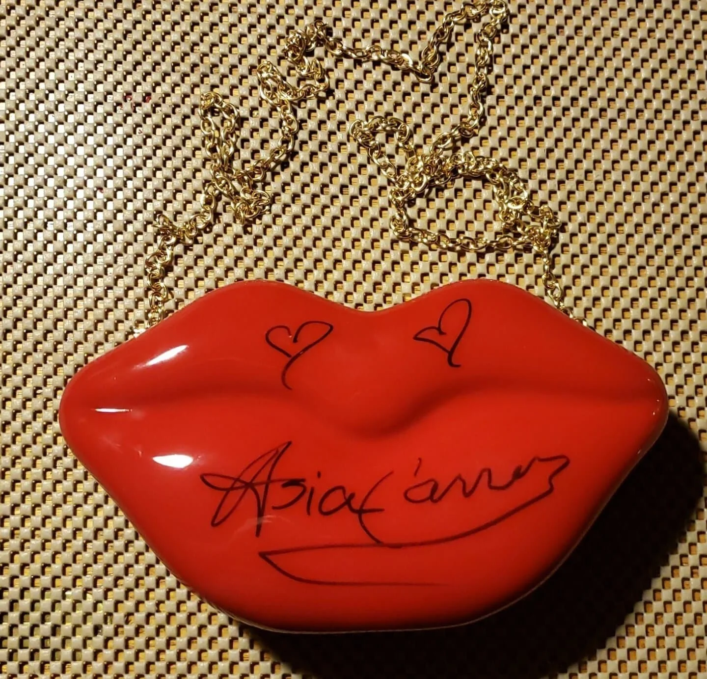 SEXY ASIA CARRERA: Red Lip Purse Autographed Signed, изображение 2