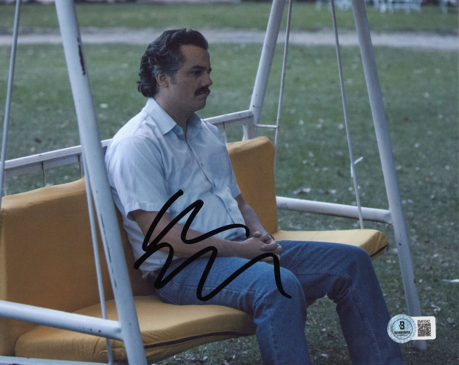 Wagner Moura — Wagner Moura Signed 'Narcos' Pablo Escobar 8x10 Photo 8 BAS Beckett COA Proof