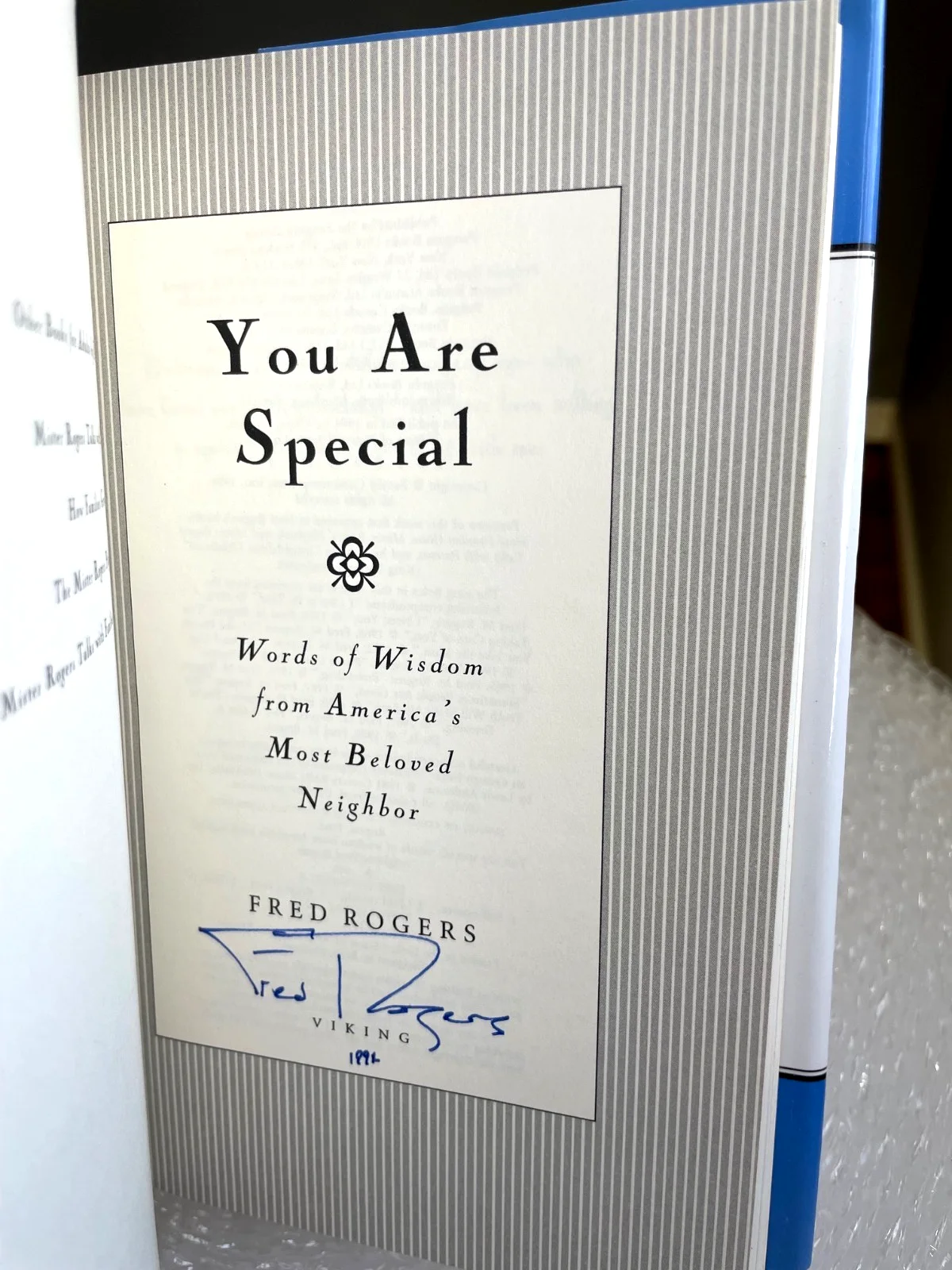 Fred Rogers — You Are Special SIGNED by Fred Rogers "1994" HC/DJ- Excellent Penmanship, изображение 2