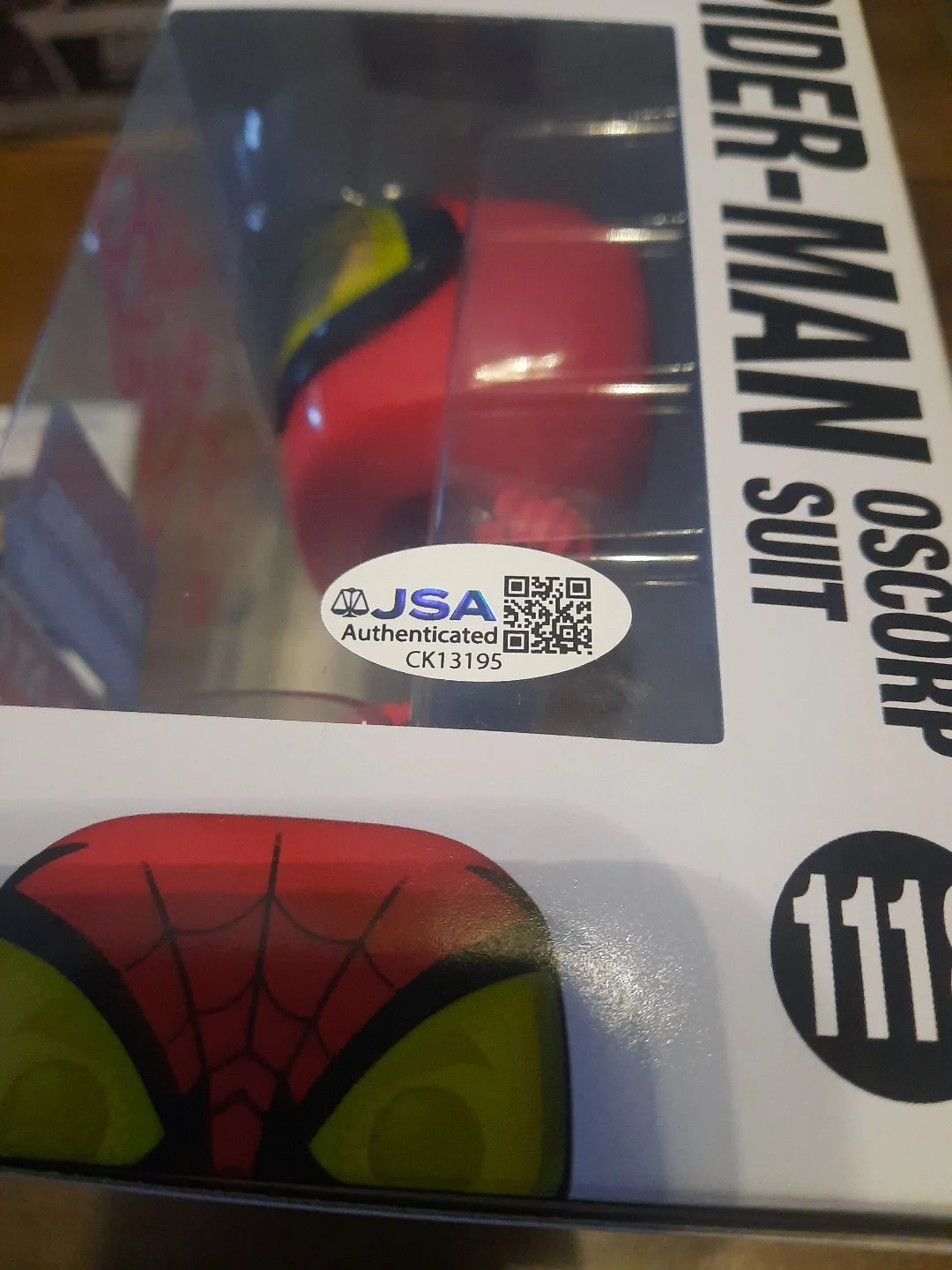 DRAKE BELL — DRAKE BELL HAND SIGNED AUTOGRAPH SPIDERMAN EXCLUSIVE FUNKO POP W/ JSA COA, изображение 3