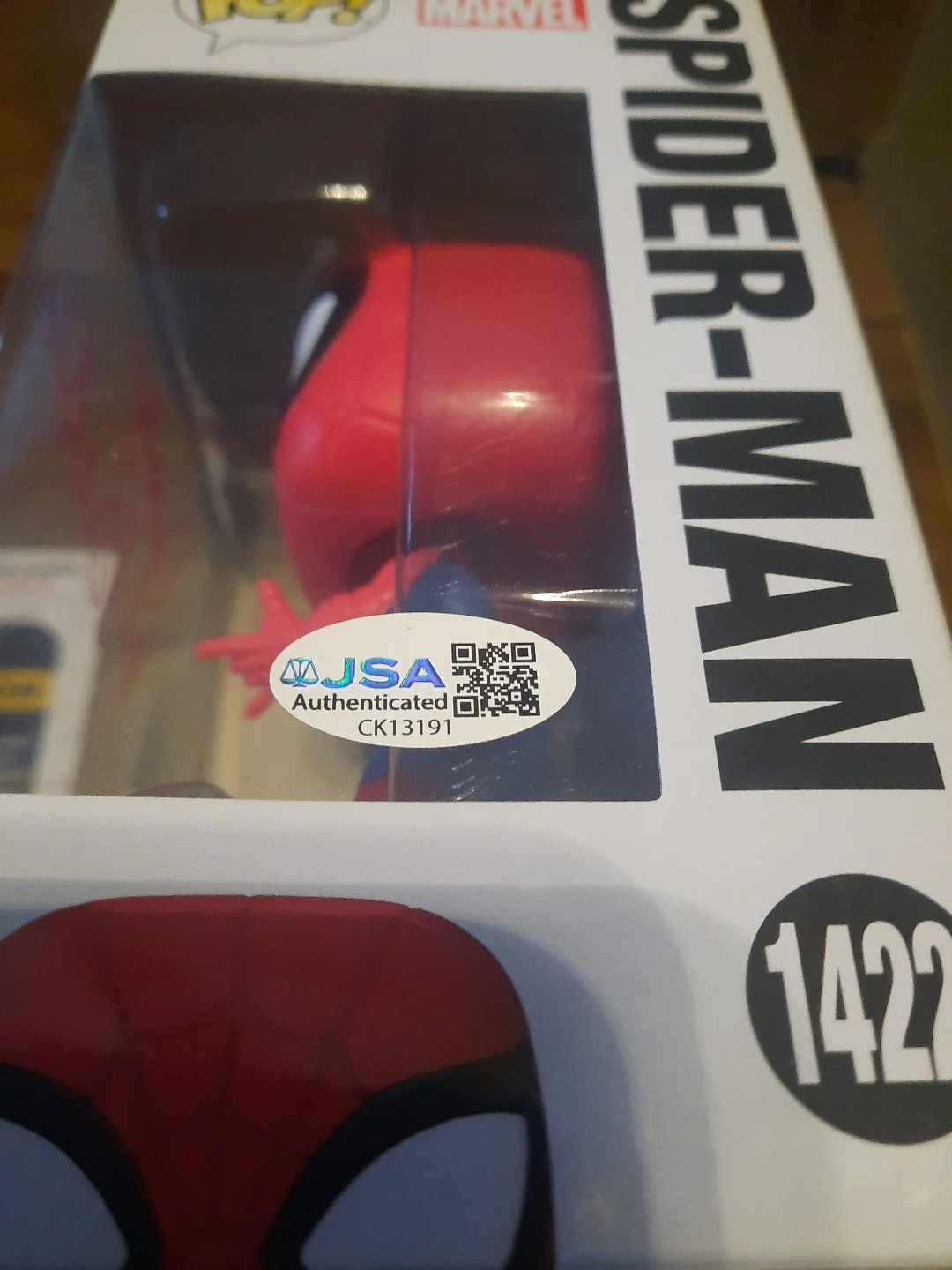 DRAKE BELL — DRAKE BELL HAND SIGNED AUTOGRAPH SPIDERMAN EXCLUSIVE FUNKO POP W/ JSA COA, изображение 3