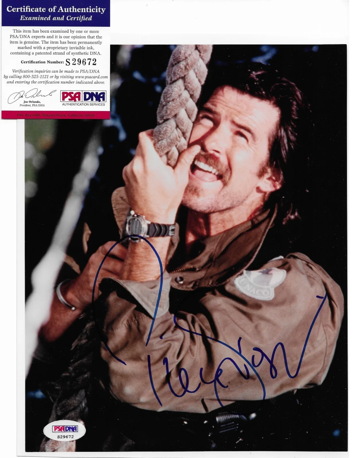 Pierce Brosnan — Pierce Brosnan Night Watch 1995 Signed 8x10 Photo Autographed PSA/DNA COA, image 2