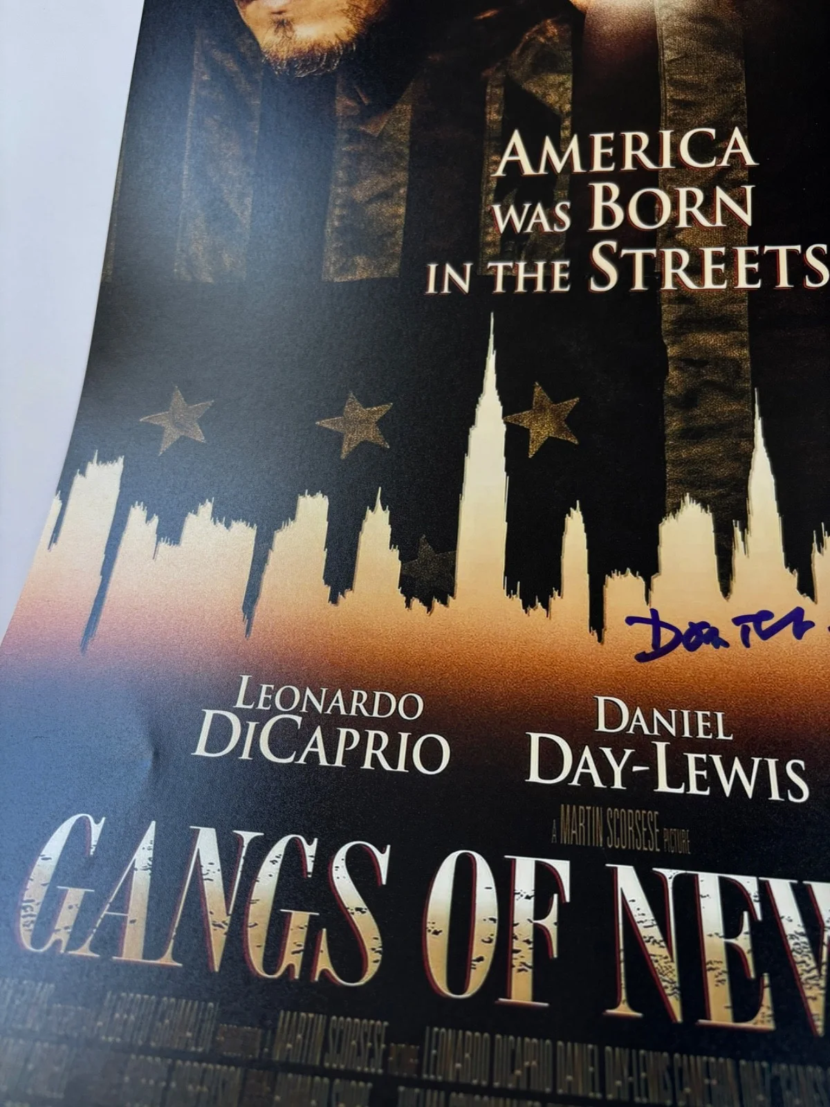 DANIEL DAY LEWIS — DANIEL DAY LEWIS SIGNED GANGS OF NEW YORK 12X18 MOVIE POSTER PHOTO BUTCHER BAS, изображение 4