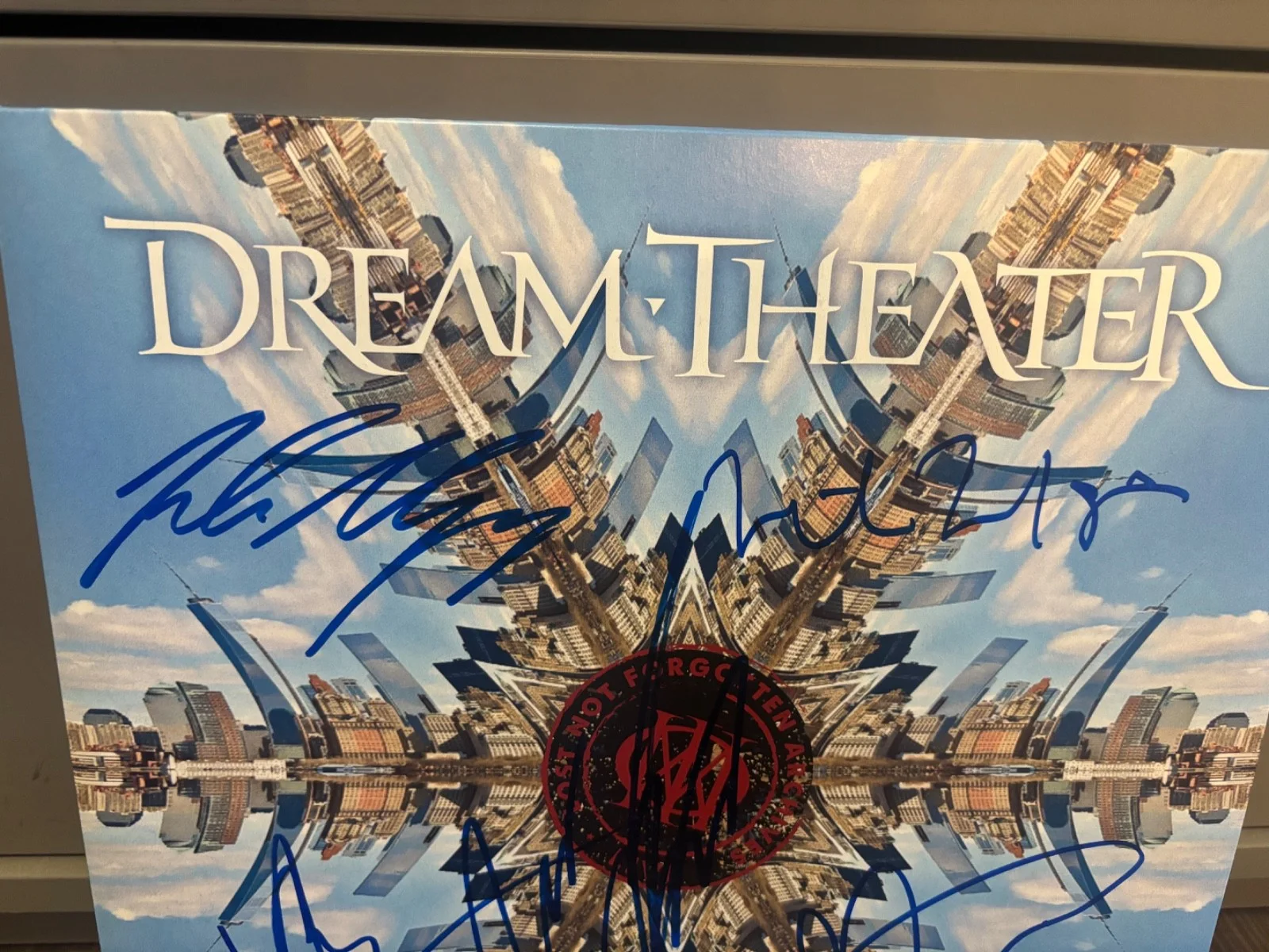 DREAM THEATRE SIGNED AUTOGRAPHED LP VINYL LIVE MSG X5 JOHN MYUNG RARE IN PERSON, изображение 2