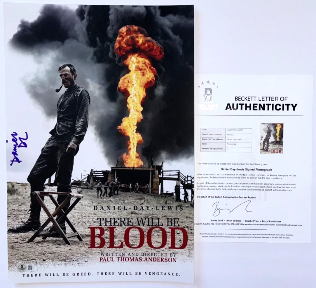 DANIEL DAY LEWIS — DANIEL DAY LEWIS SIGNED THERE WILL BE BLOOD 12X18 MOVIE POSTER PHOTO OSCAR BAS a