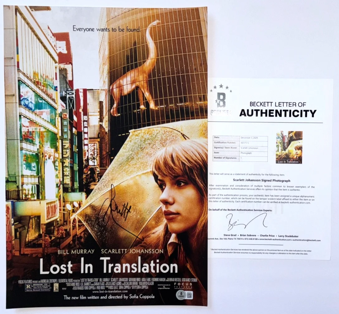 SCARLETT JOHANSSON — SCARLETT JOHANSSON SIGNED LOST IN TRANSLATION 12X18 MOVIE POSTER PHOTO SEXY BAS