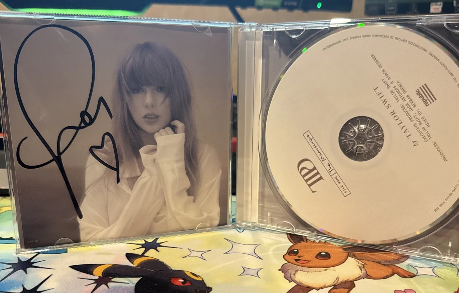 Taylor Swift Signed Tortured Poets Department CD — With Heart Signature, image 2