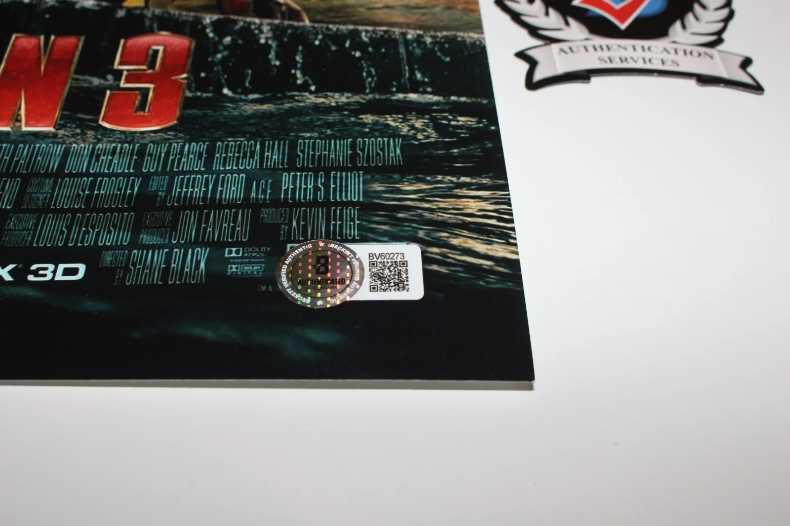 DIRECTOR SHANE BLACK SIGNED 'IRON MAN 3' 12x18 MOVIE POSTER BECKETT COA BAS, изображение 2