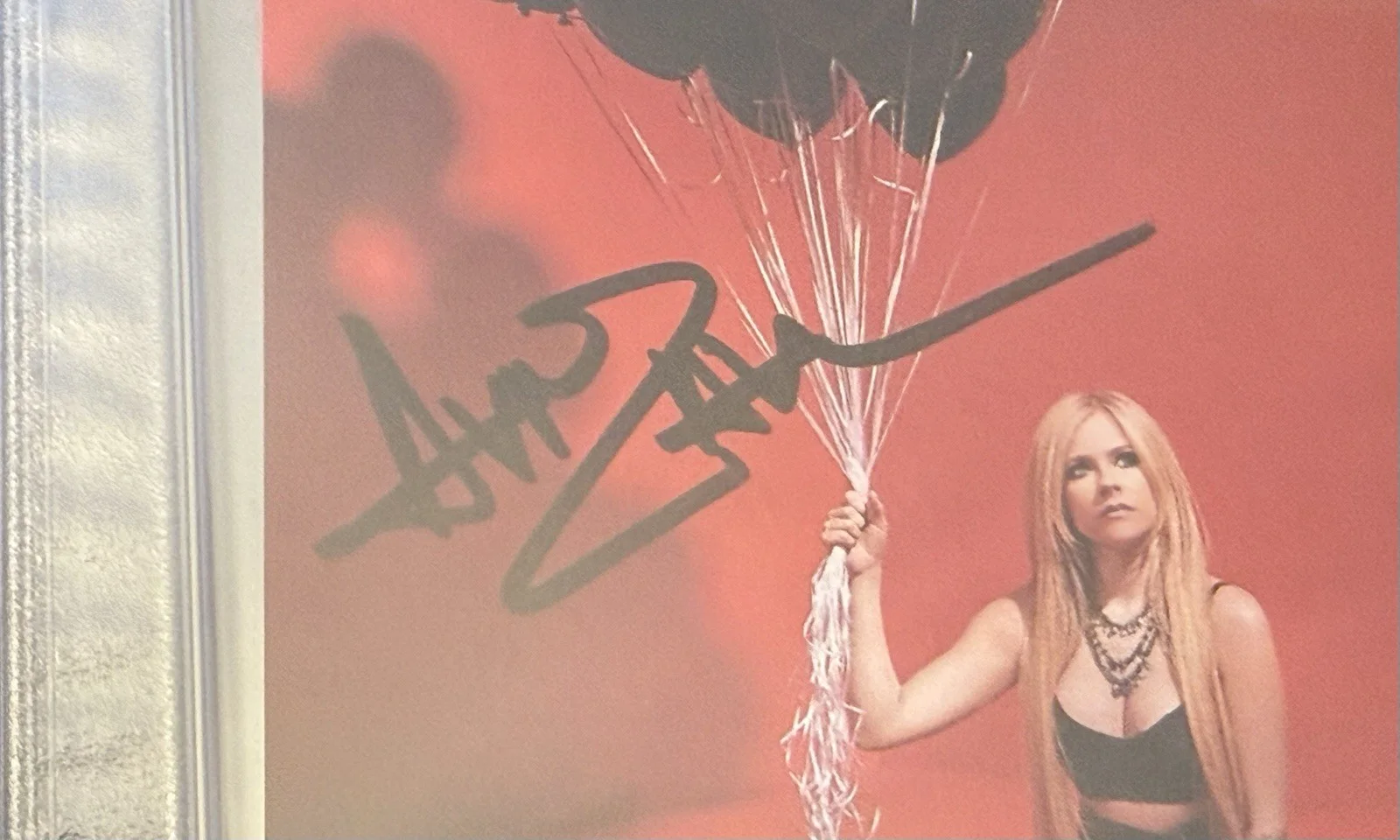 Avril Lavigne Signed Love Sux CD PSA encapsulated!!!, image 2